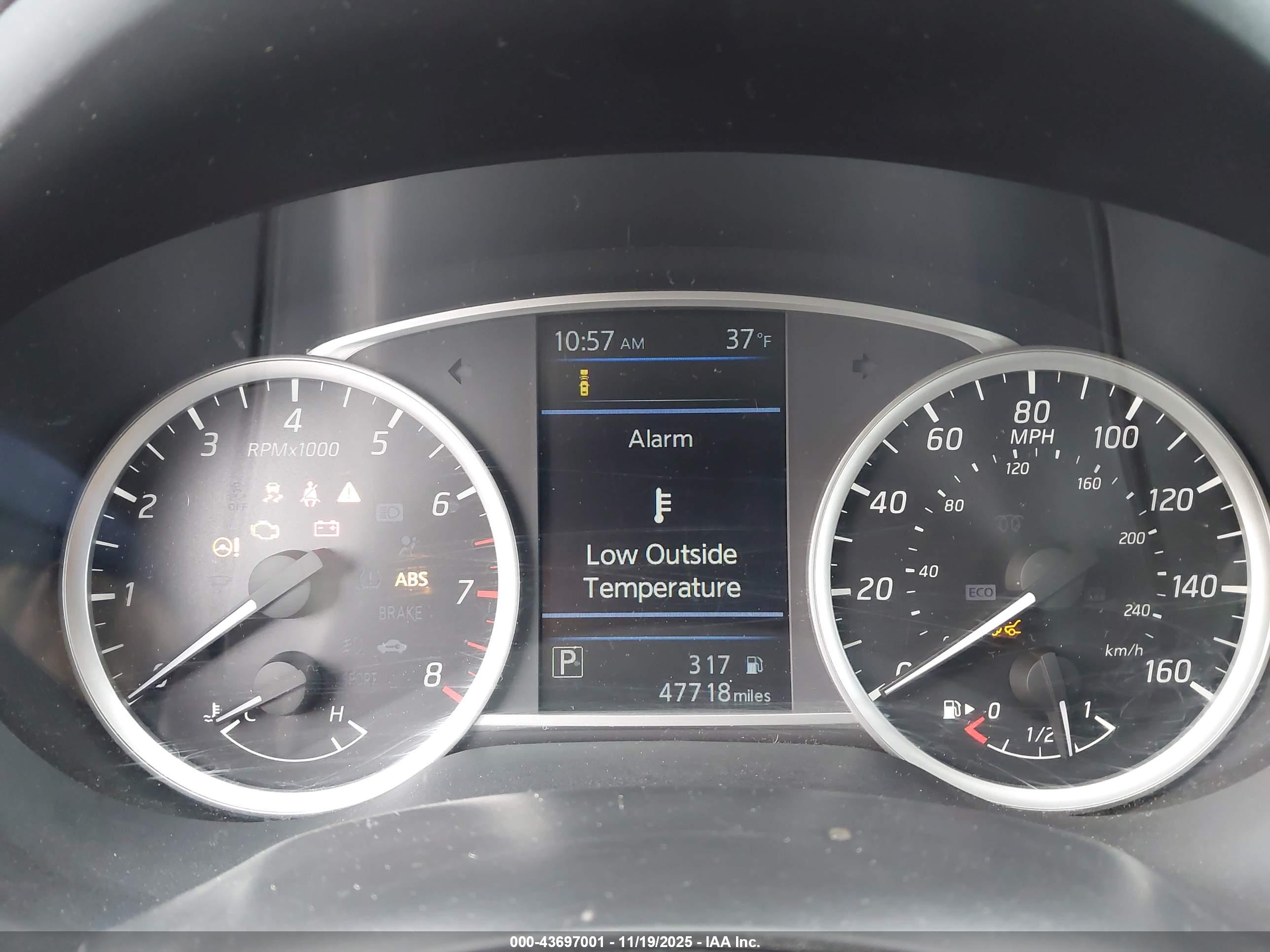 NISSAN SENTRA image 7