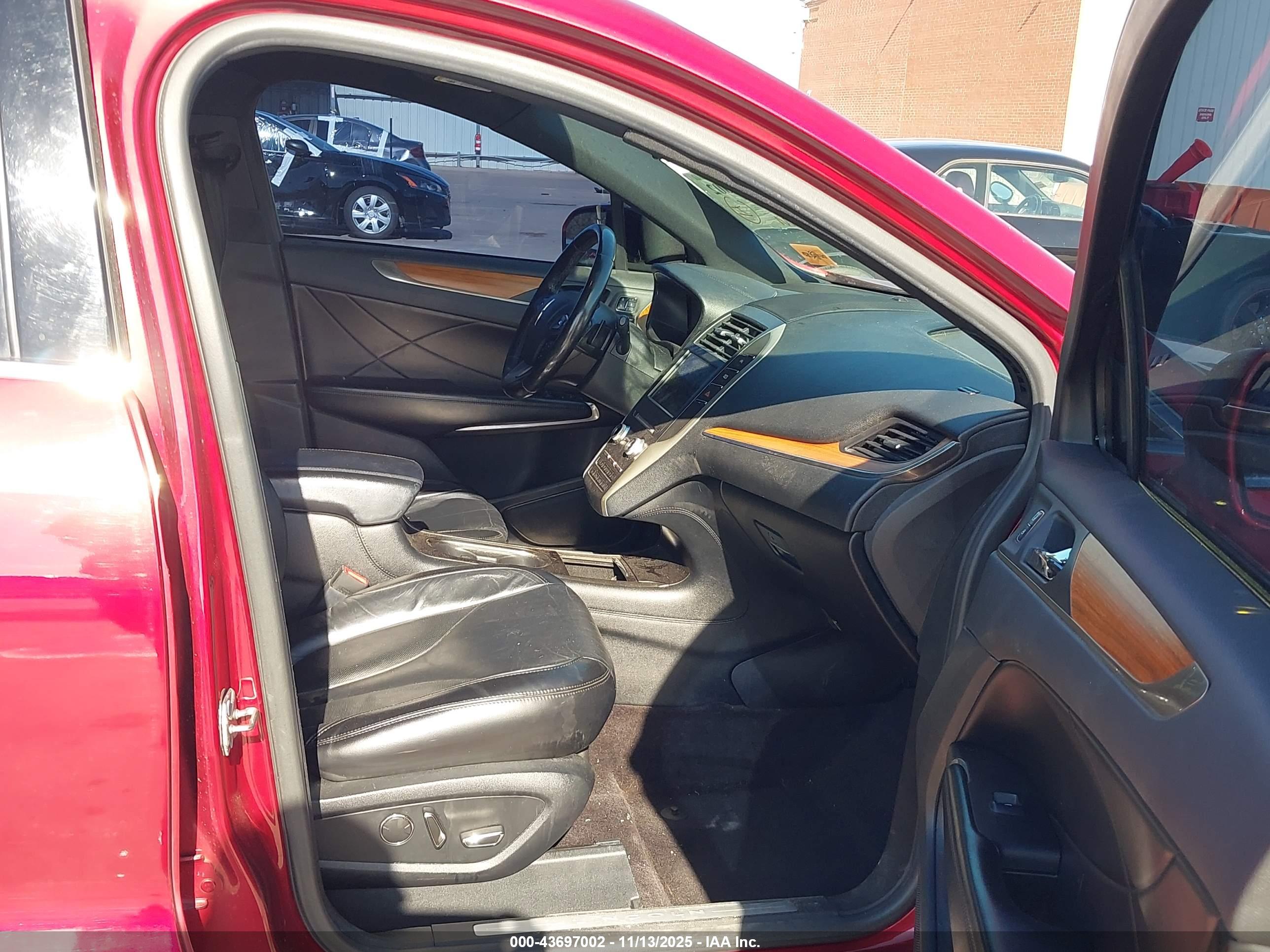 LINCOLN MKC image 5
