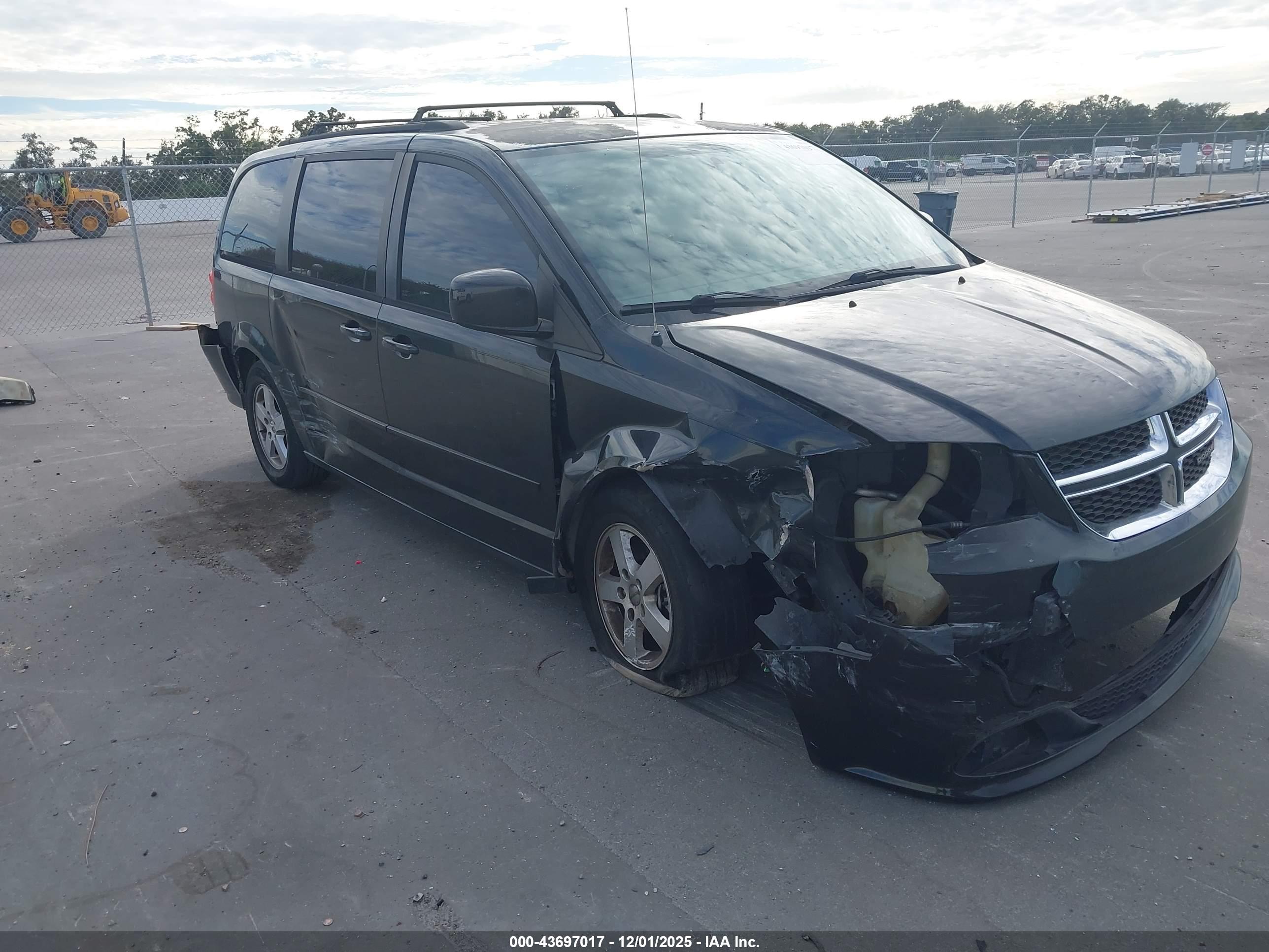 DODGE GRAND image 6
