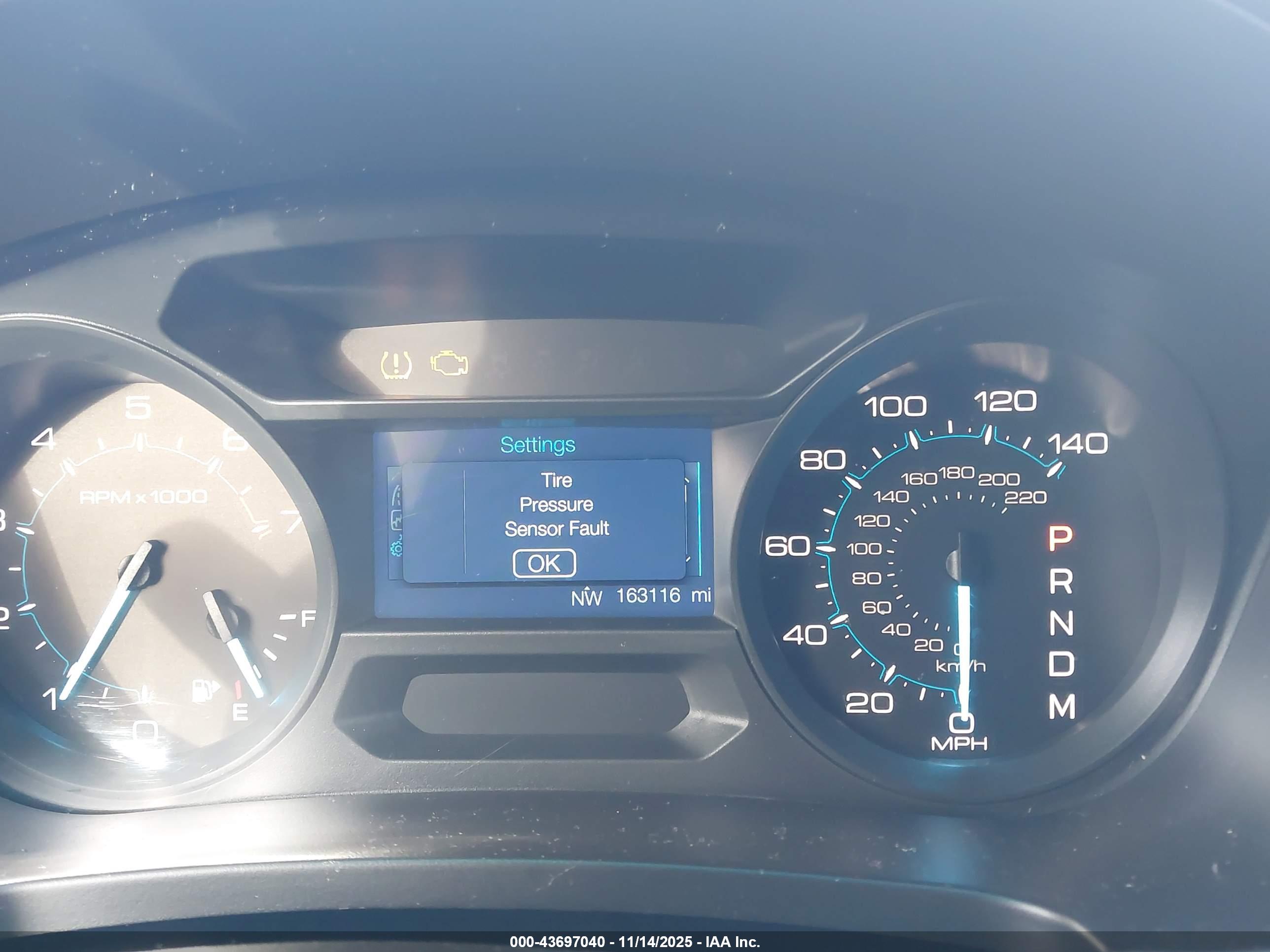 FORD EXPLORER image 7