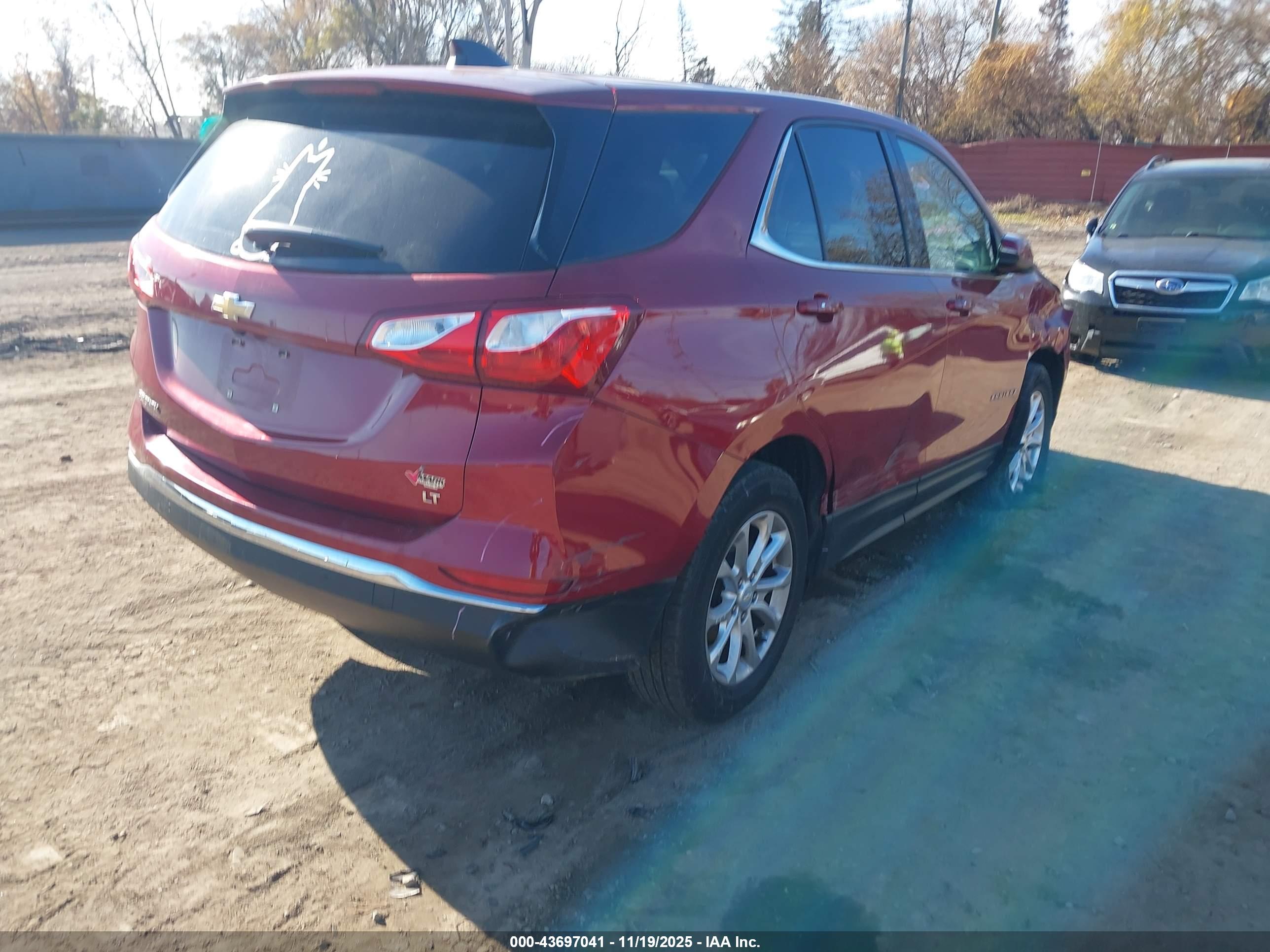 CHEVROLET EQUINOX image 4