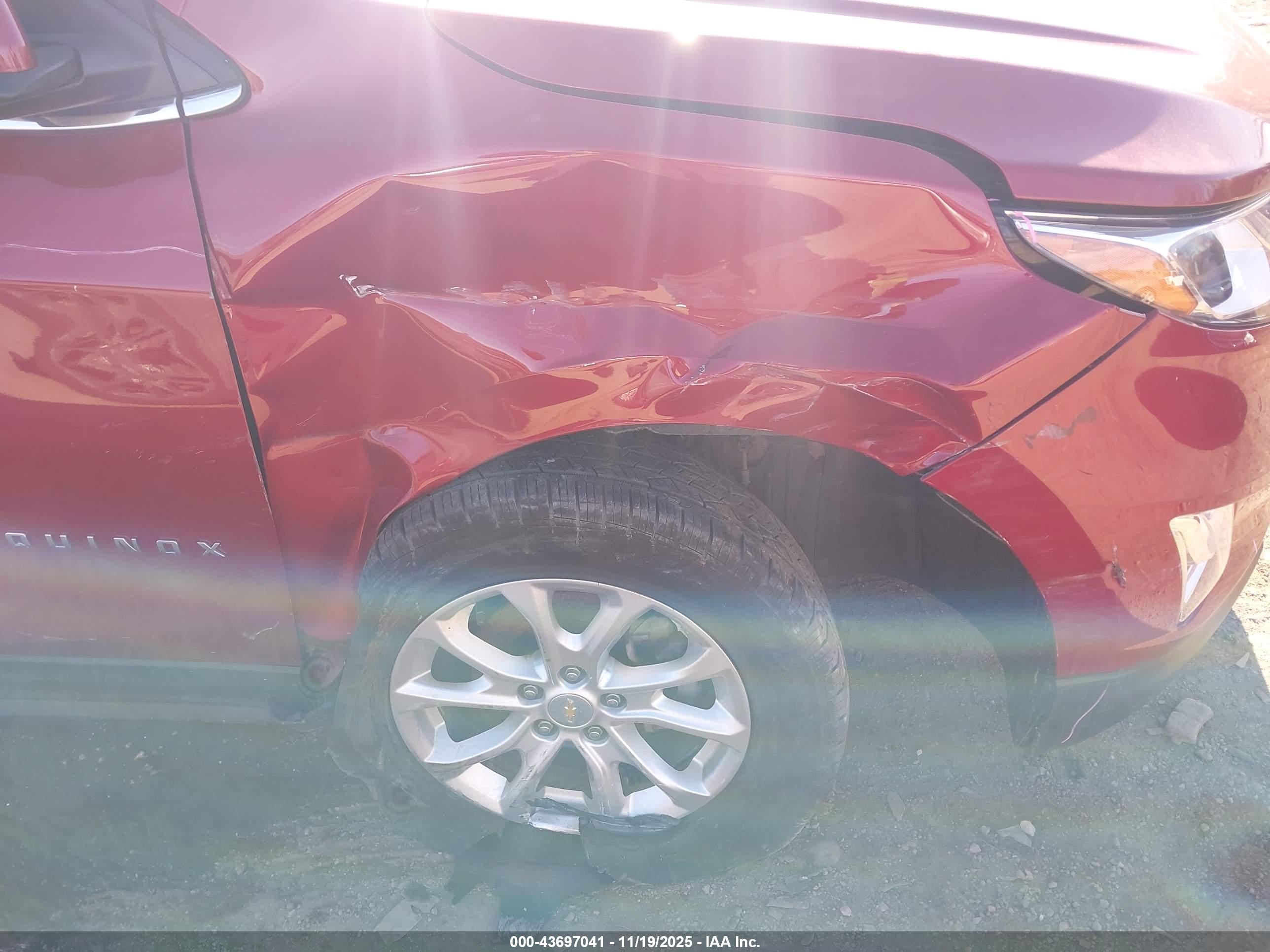 CHEVROLET EQUINOX image 6