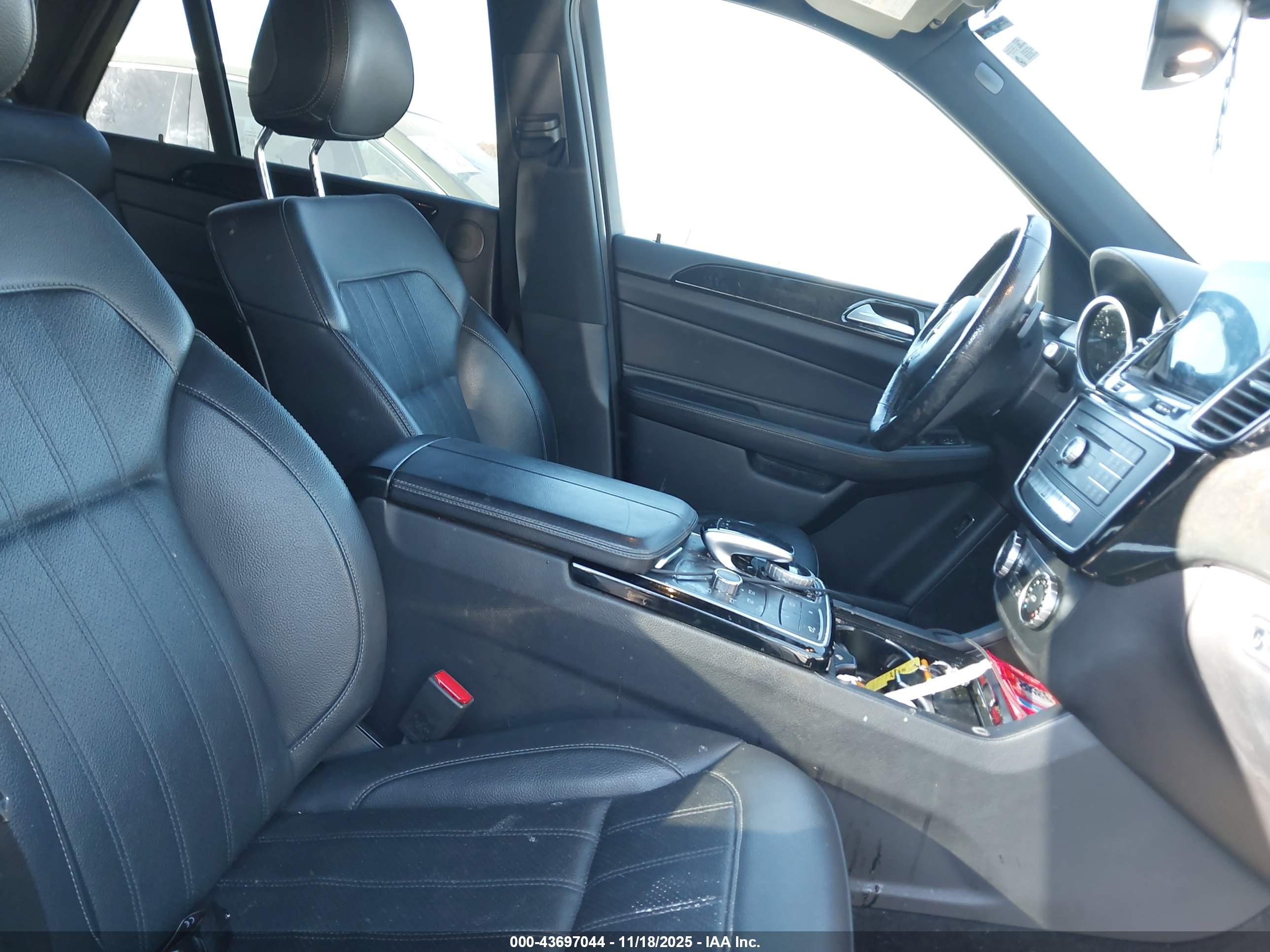 MERCEDES-BENZ GLE image 5