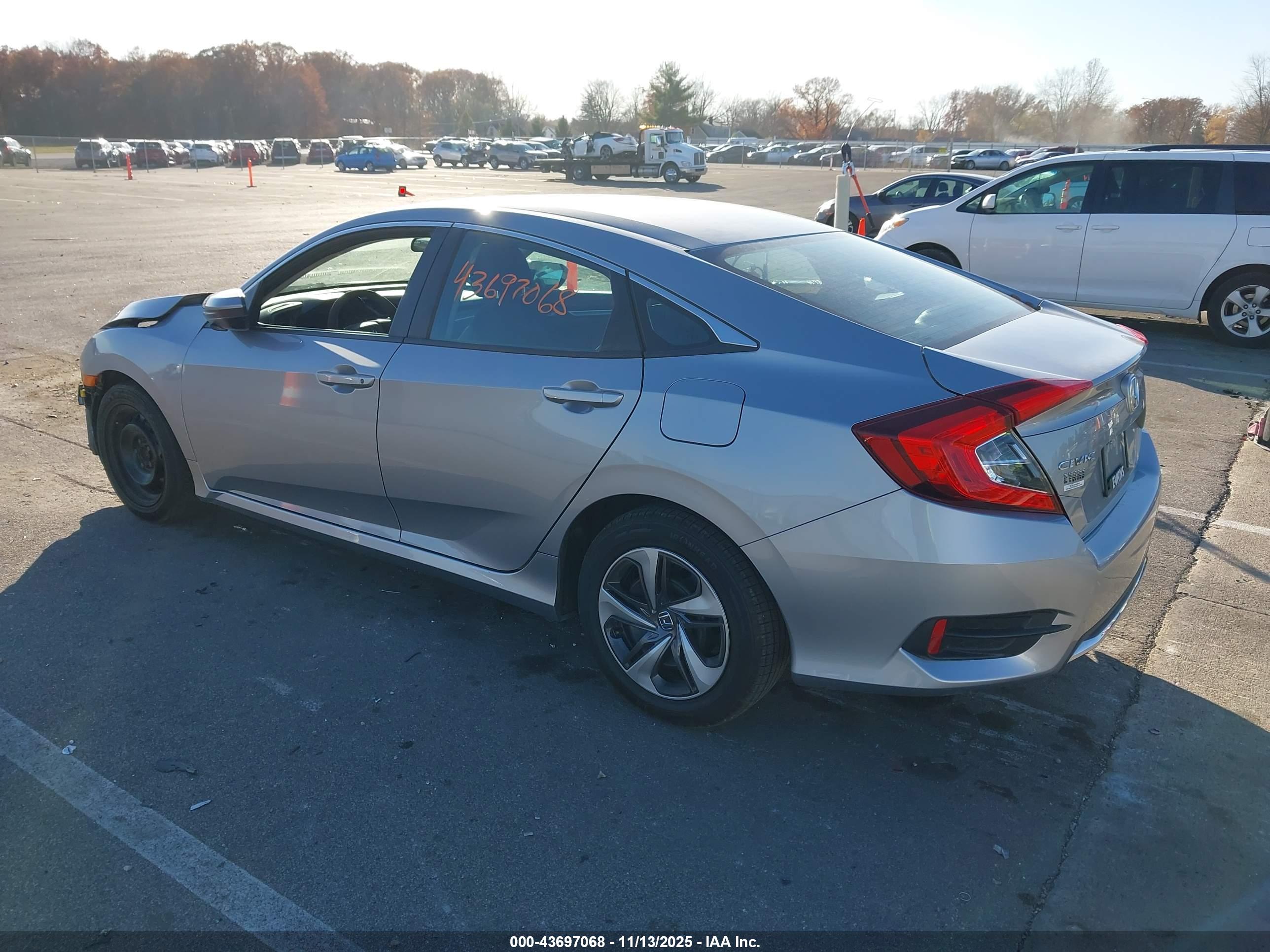 HONDA CIVIC image 3