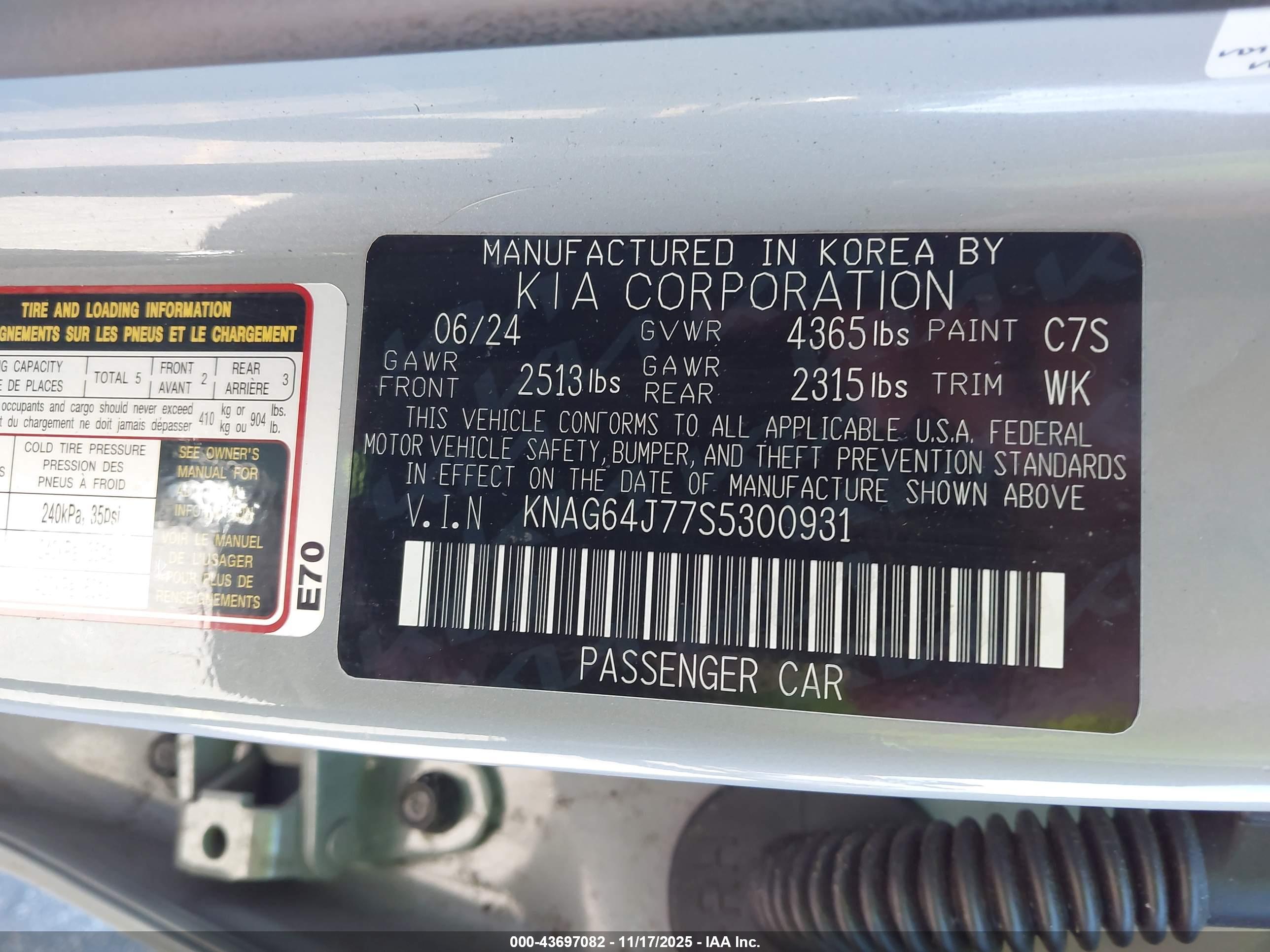 KIA K5 image 9