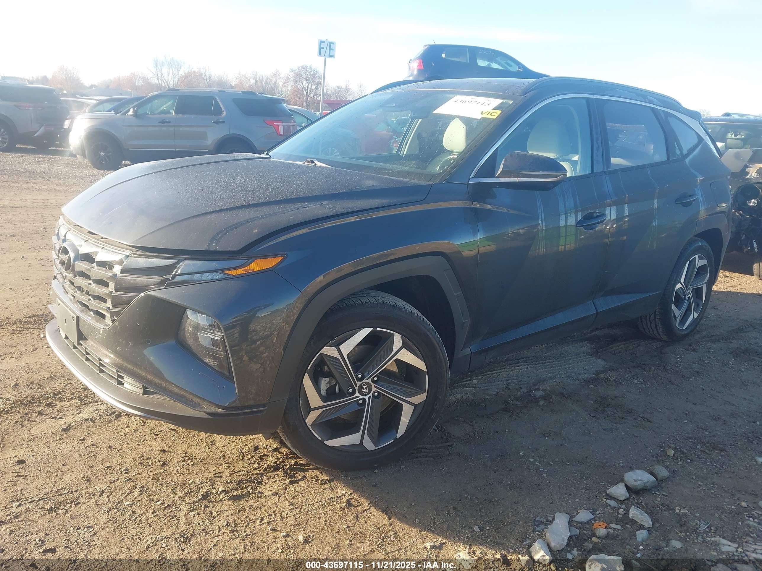 HYUNDAI TUCSON image 2