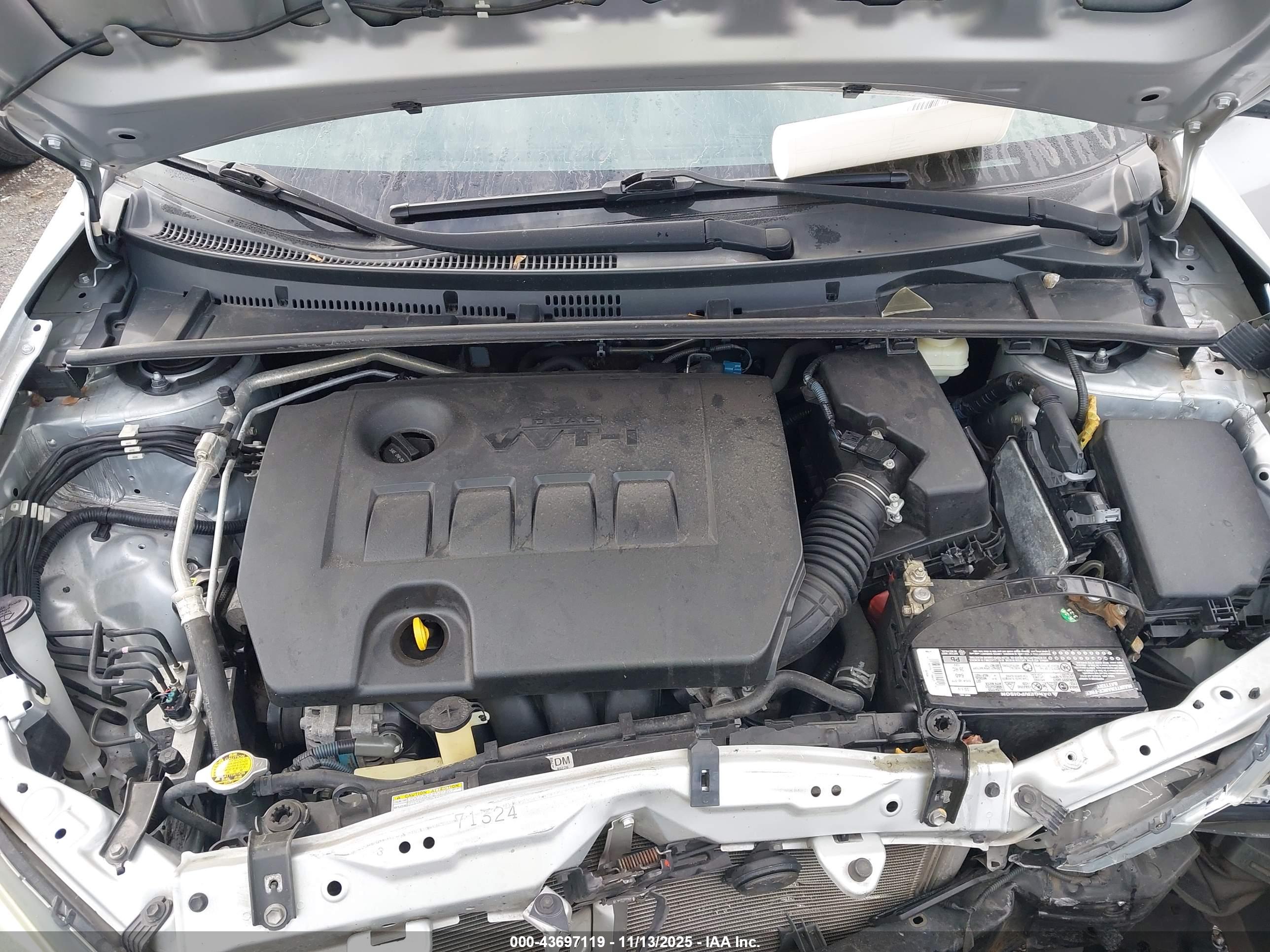 TOYOTA COROLLA image 10