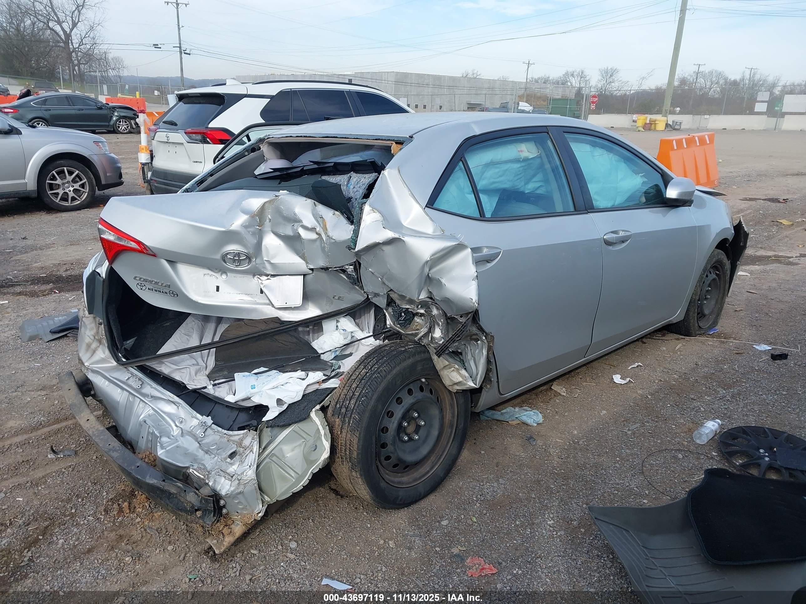 TOYOTA COROLLA image 4
