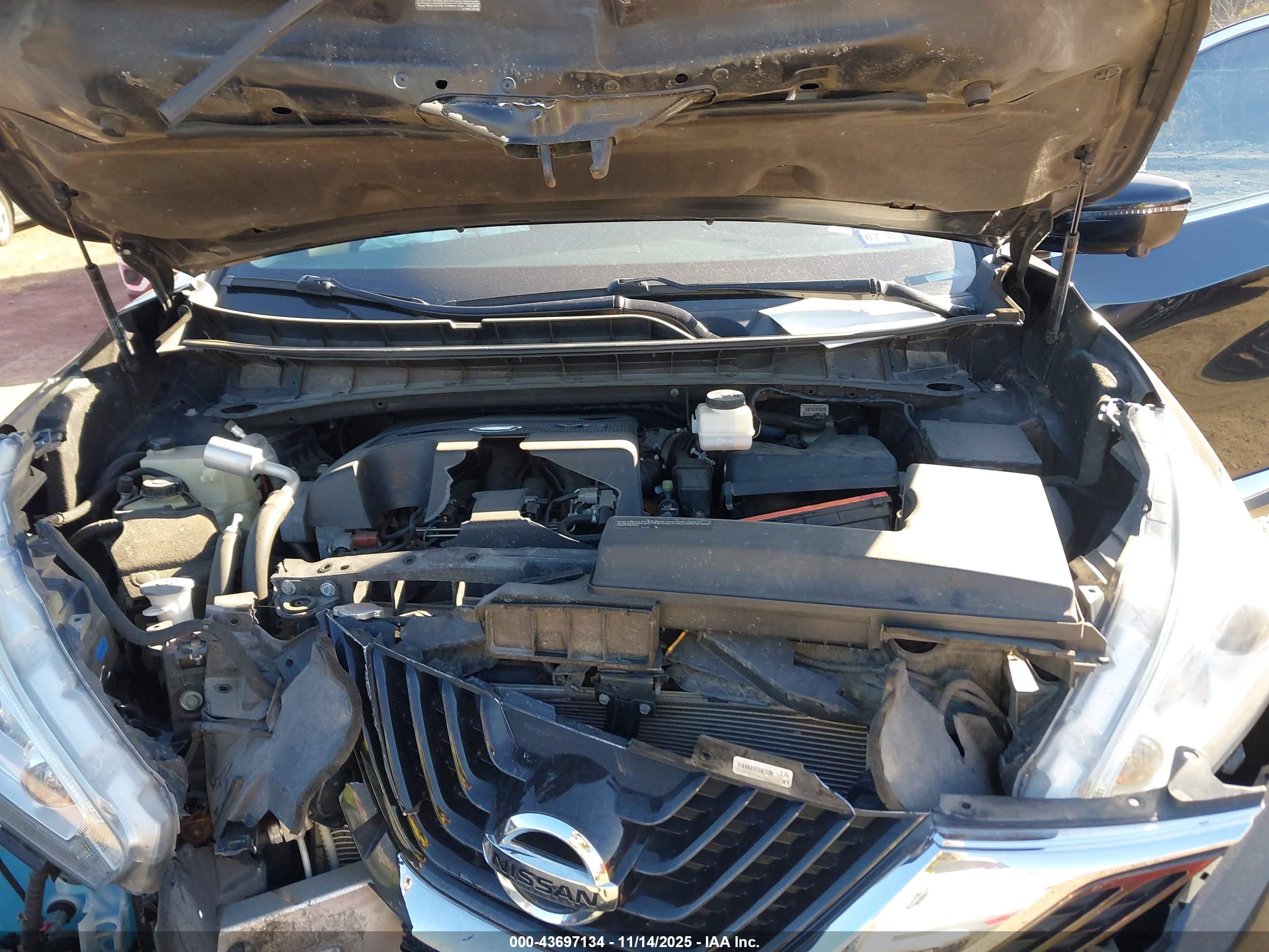 NISSAN MURANO image 10