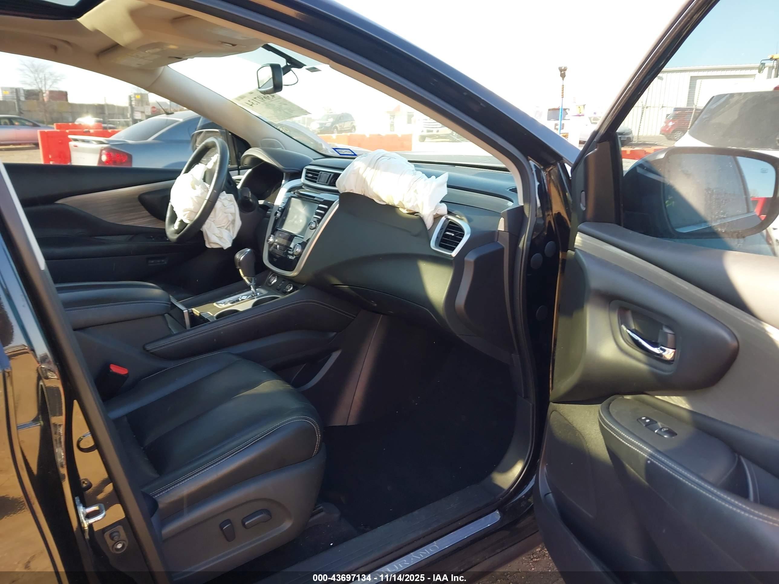 NISSAN MURANO image 5