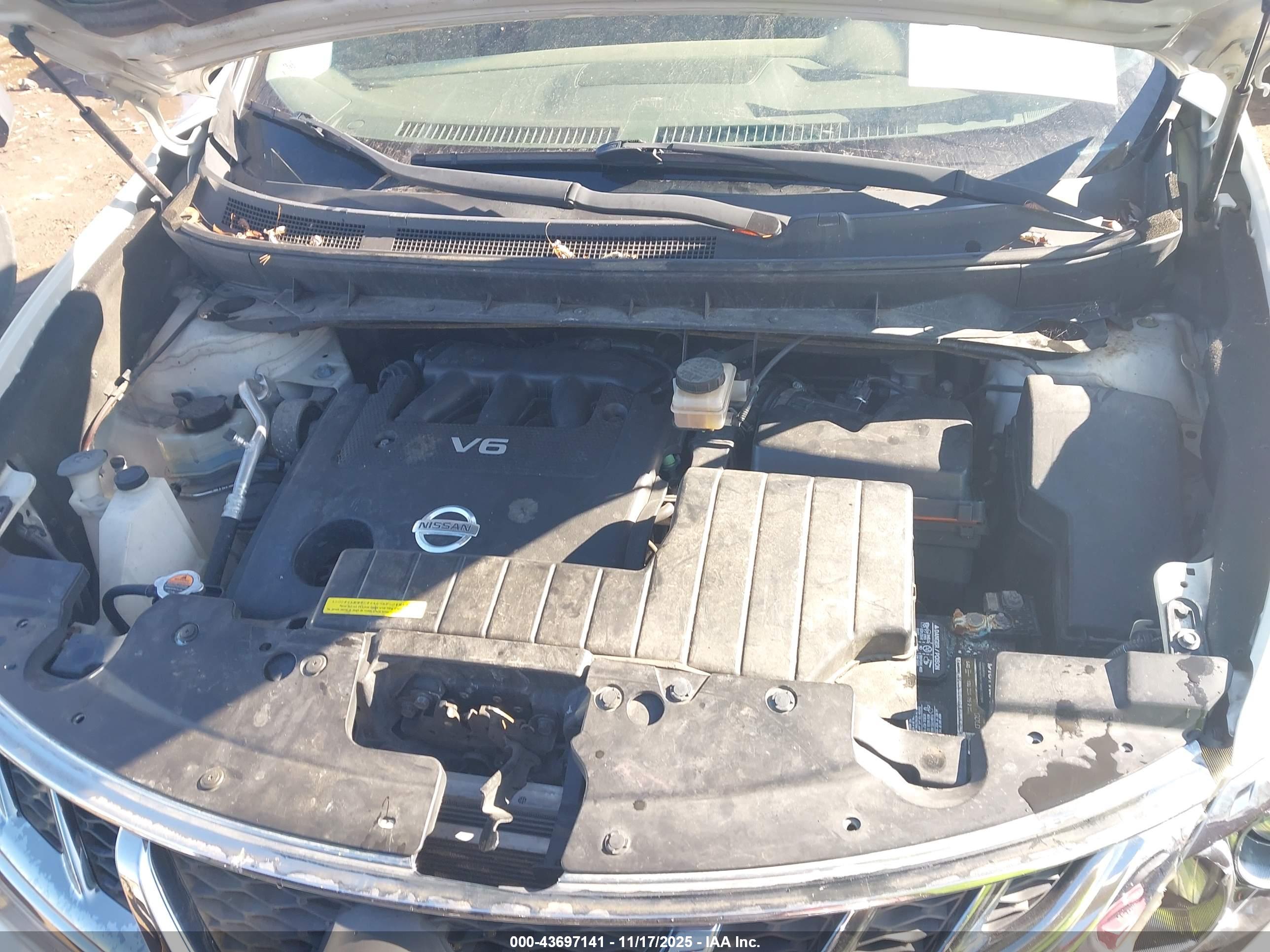 NISSAN MURANO image 10