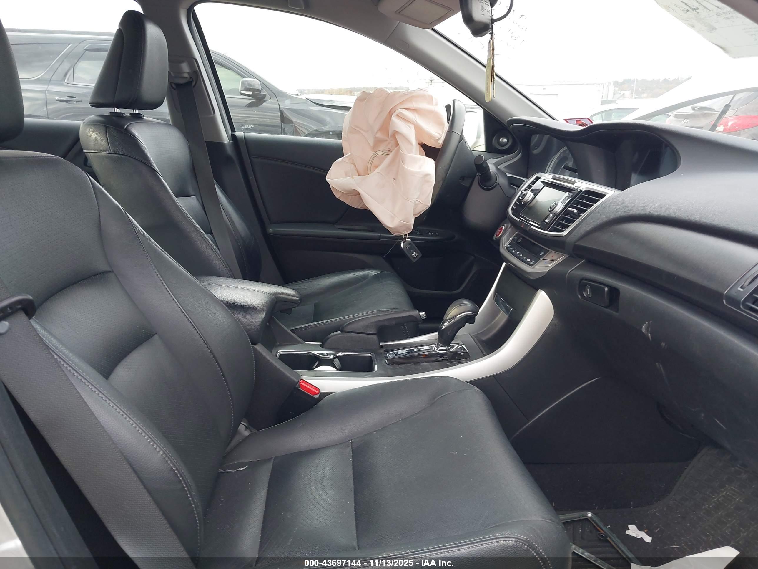 HONDA ACCORD image 5