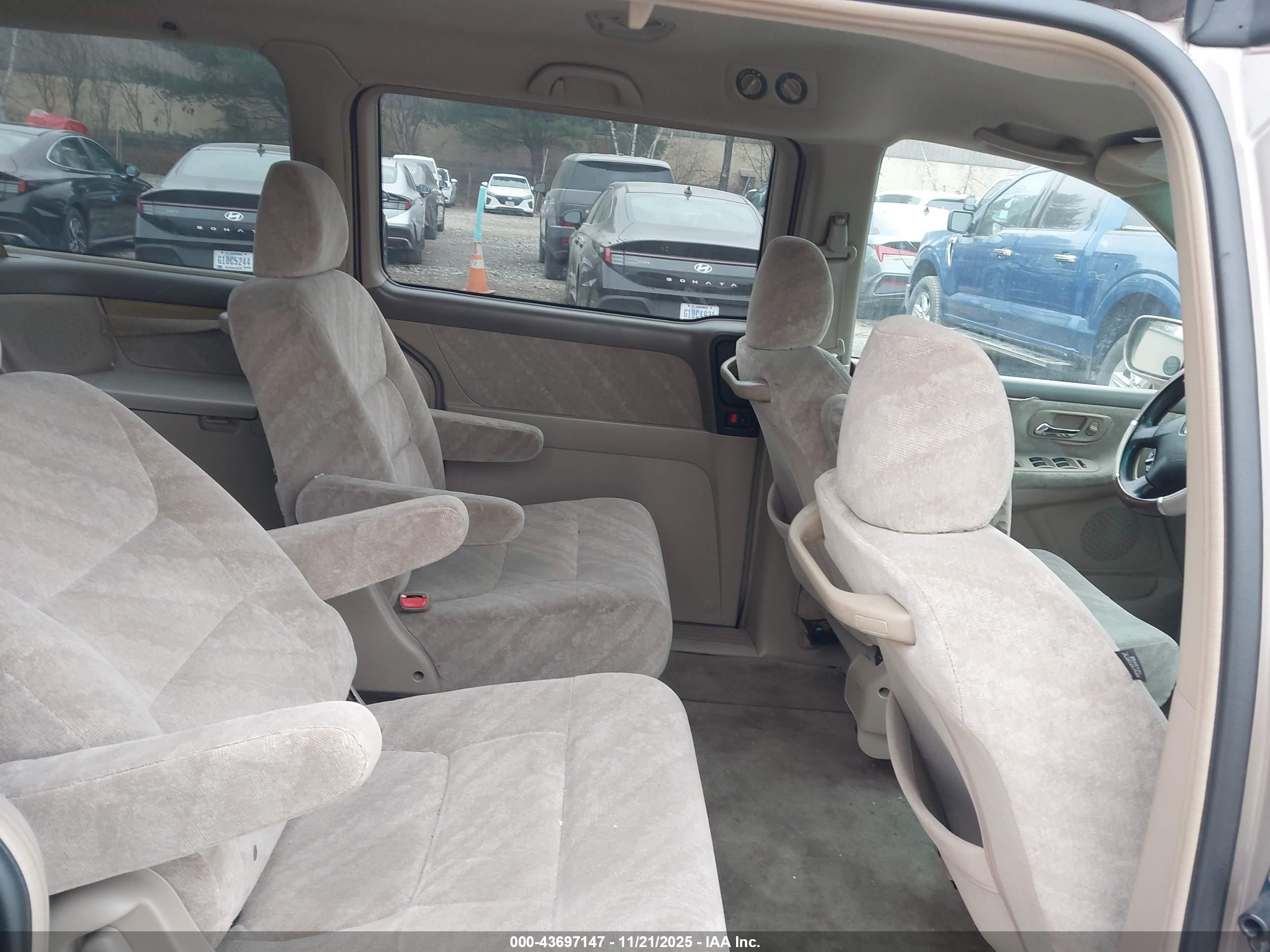 HONDA ODYSSEY image 8