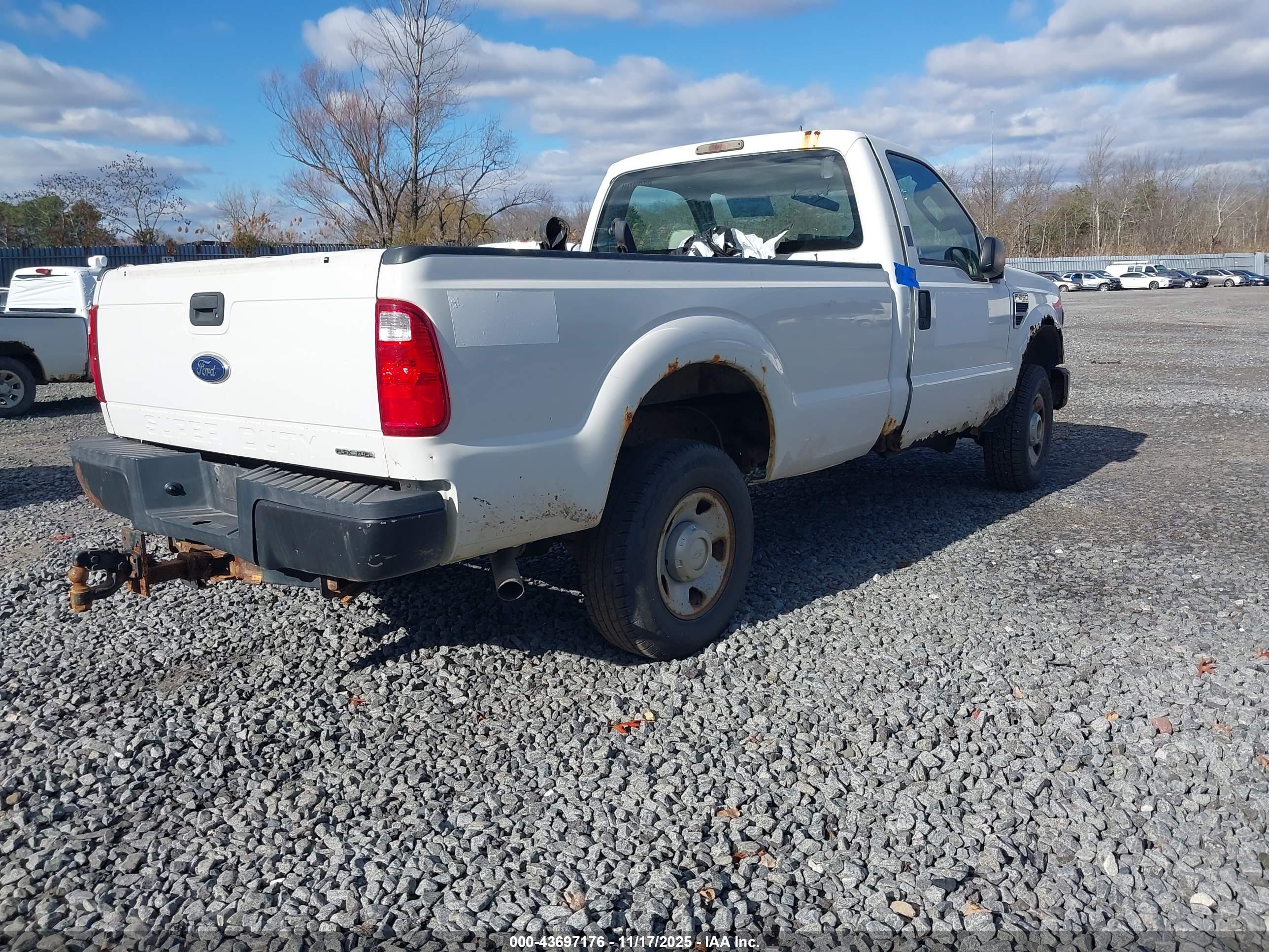 FORD F-250 image 4