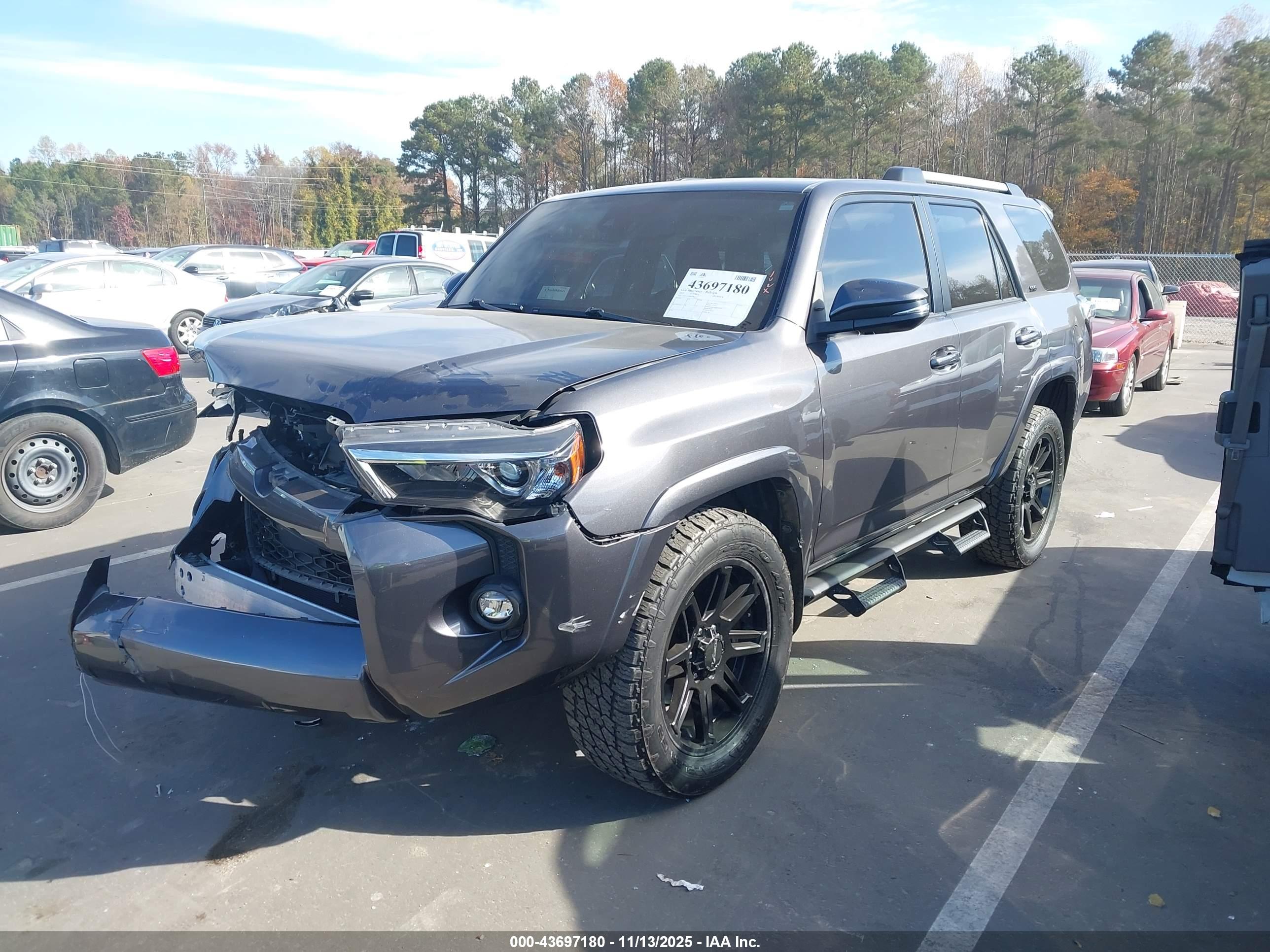 TOYOTA 4RUNNER image 2
