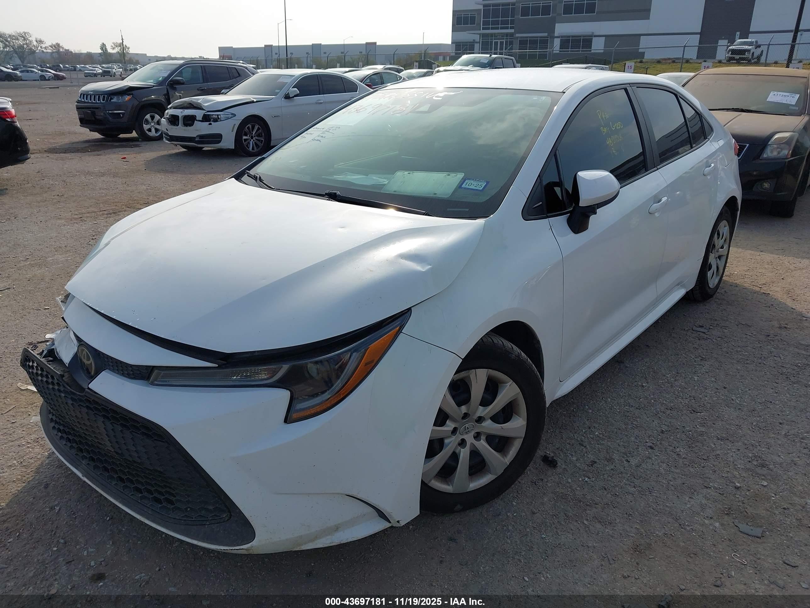 TOYOTA COROLLA image 2