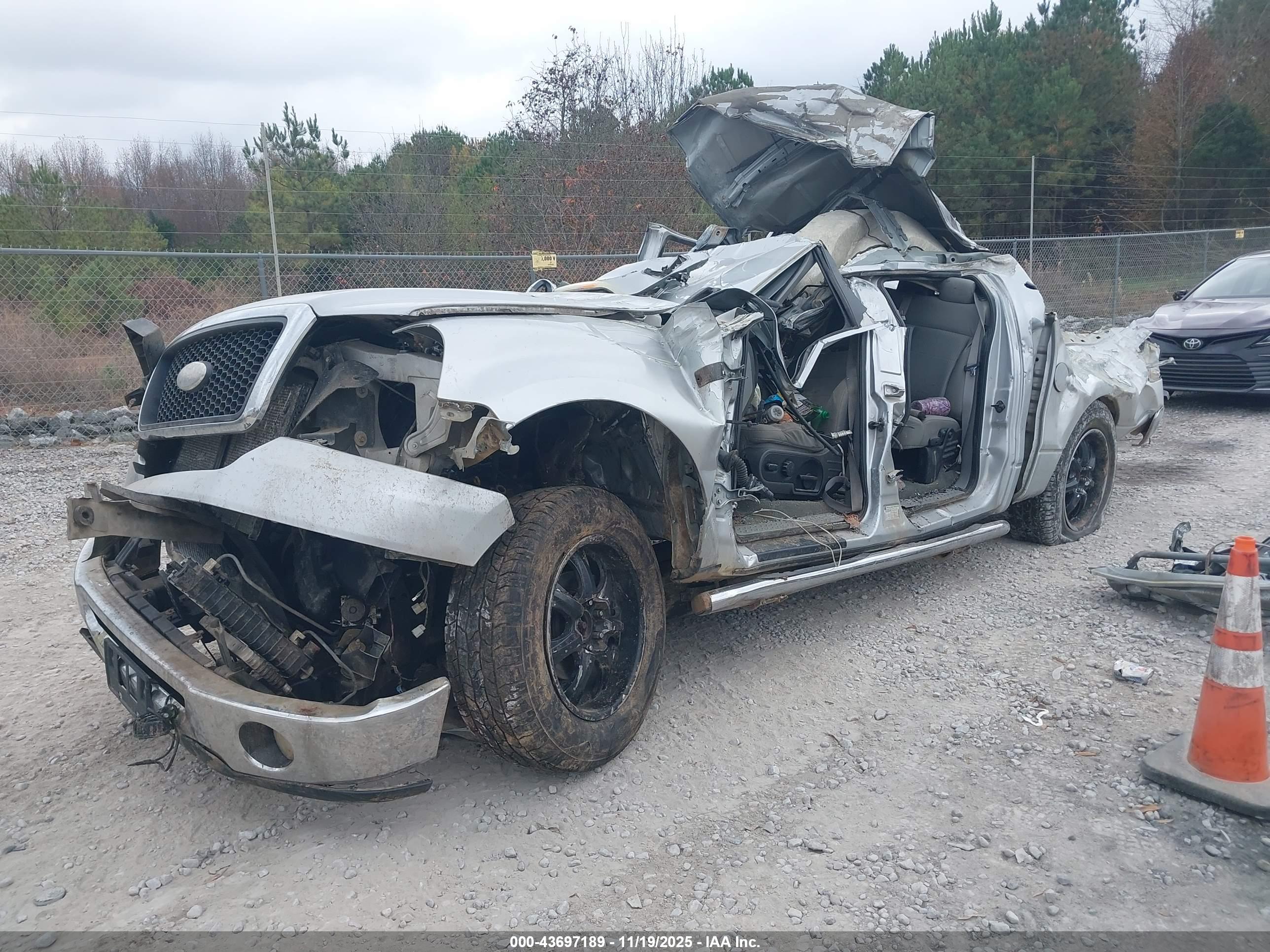 FORD F-150 image 2