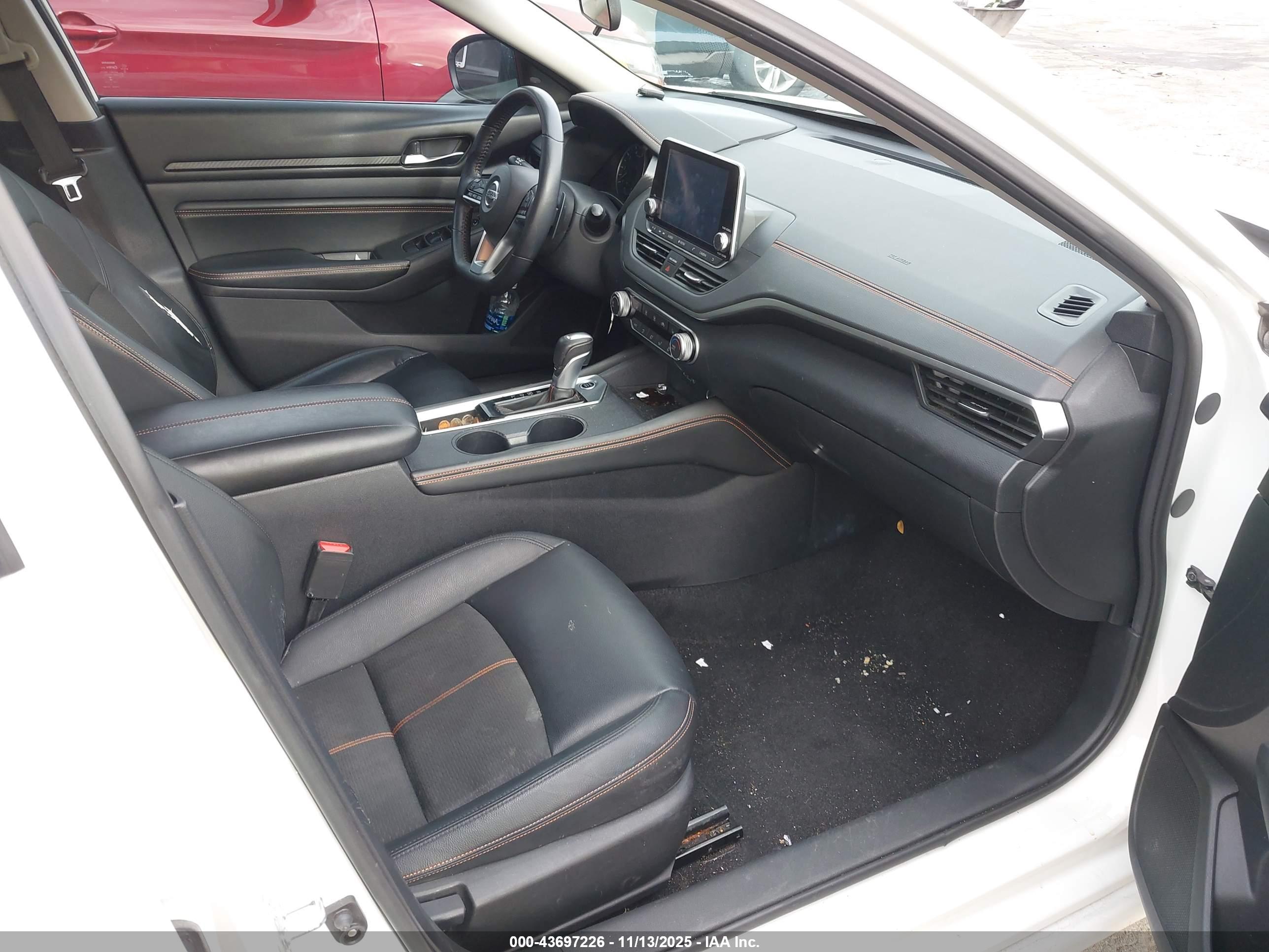 NISSAN ALTIMA image 5