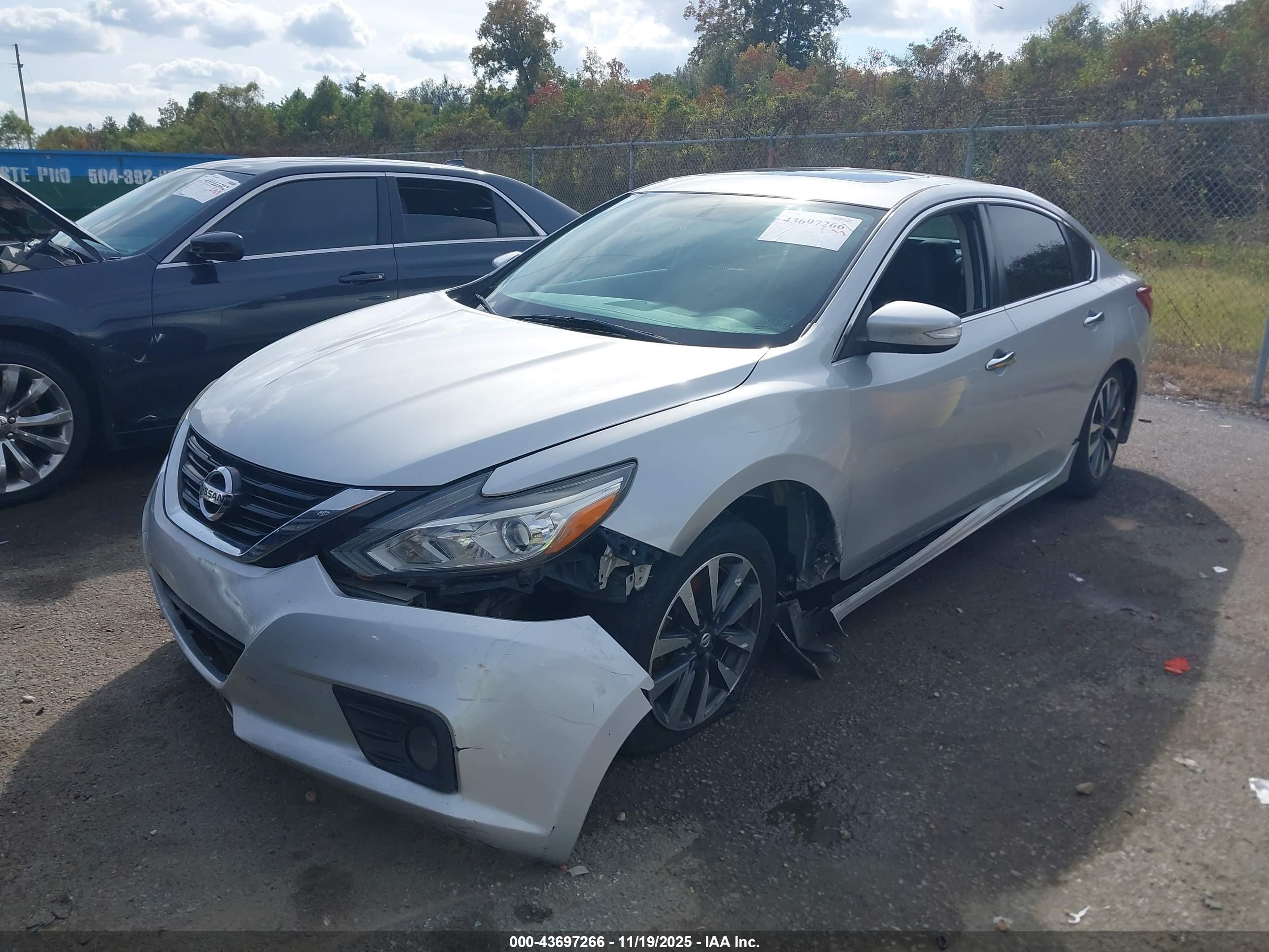 NISSAN ALTIMA image 2