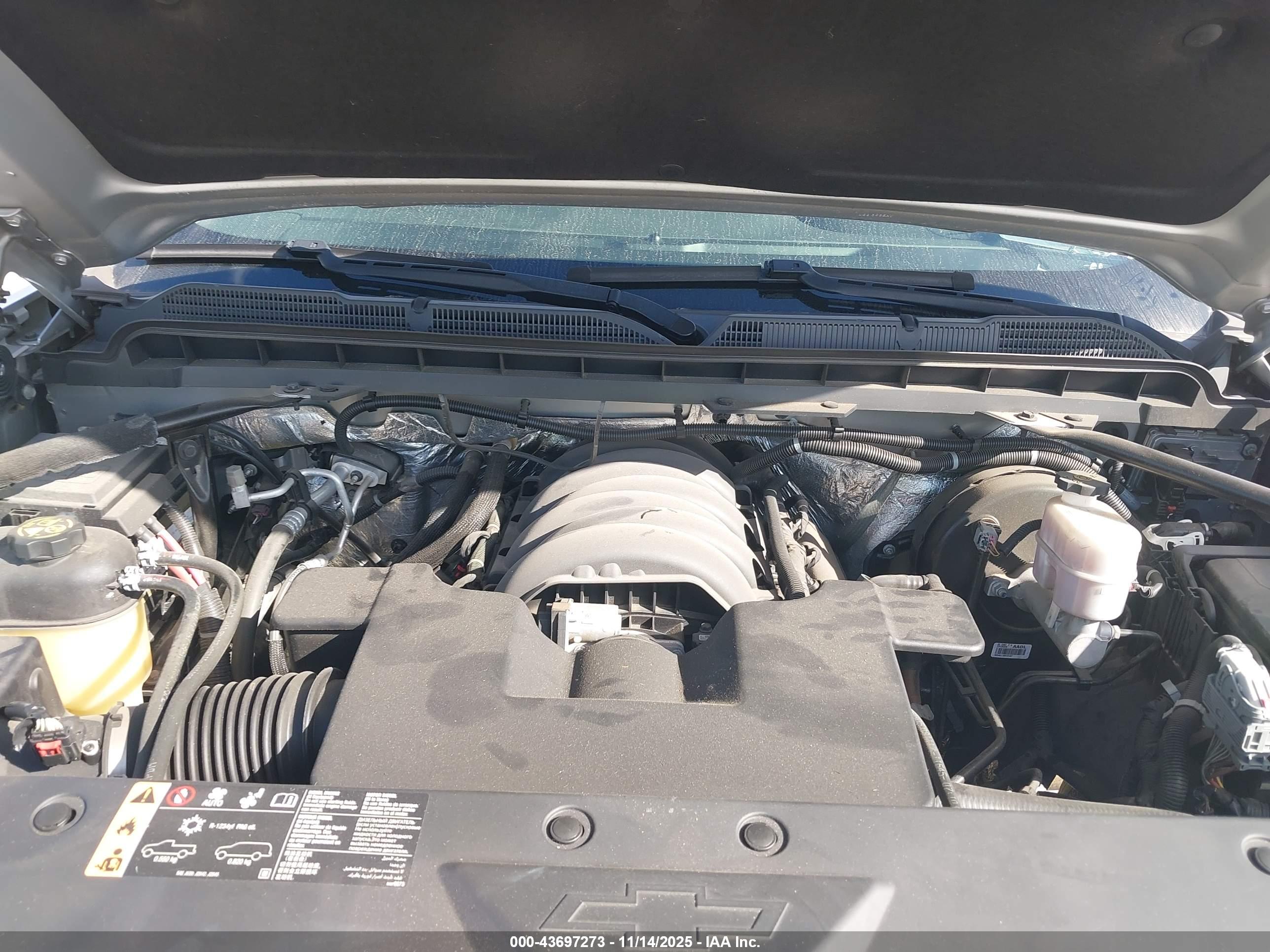 CHEVROLET SILVERADO image 10