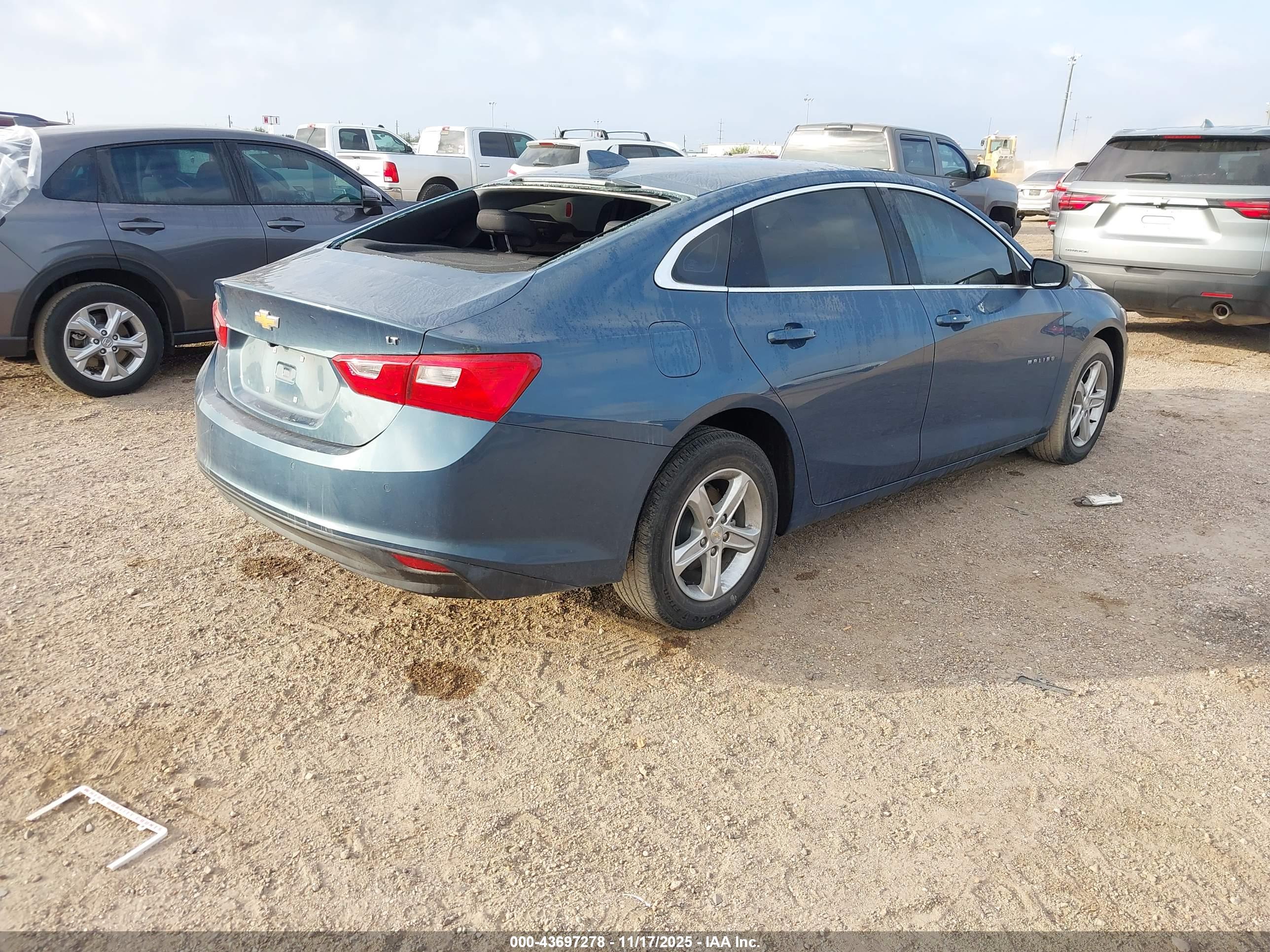 CHEVROLET MALIBU image 4