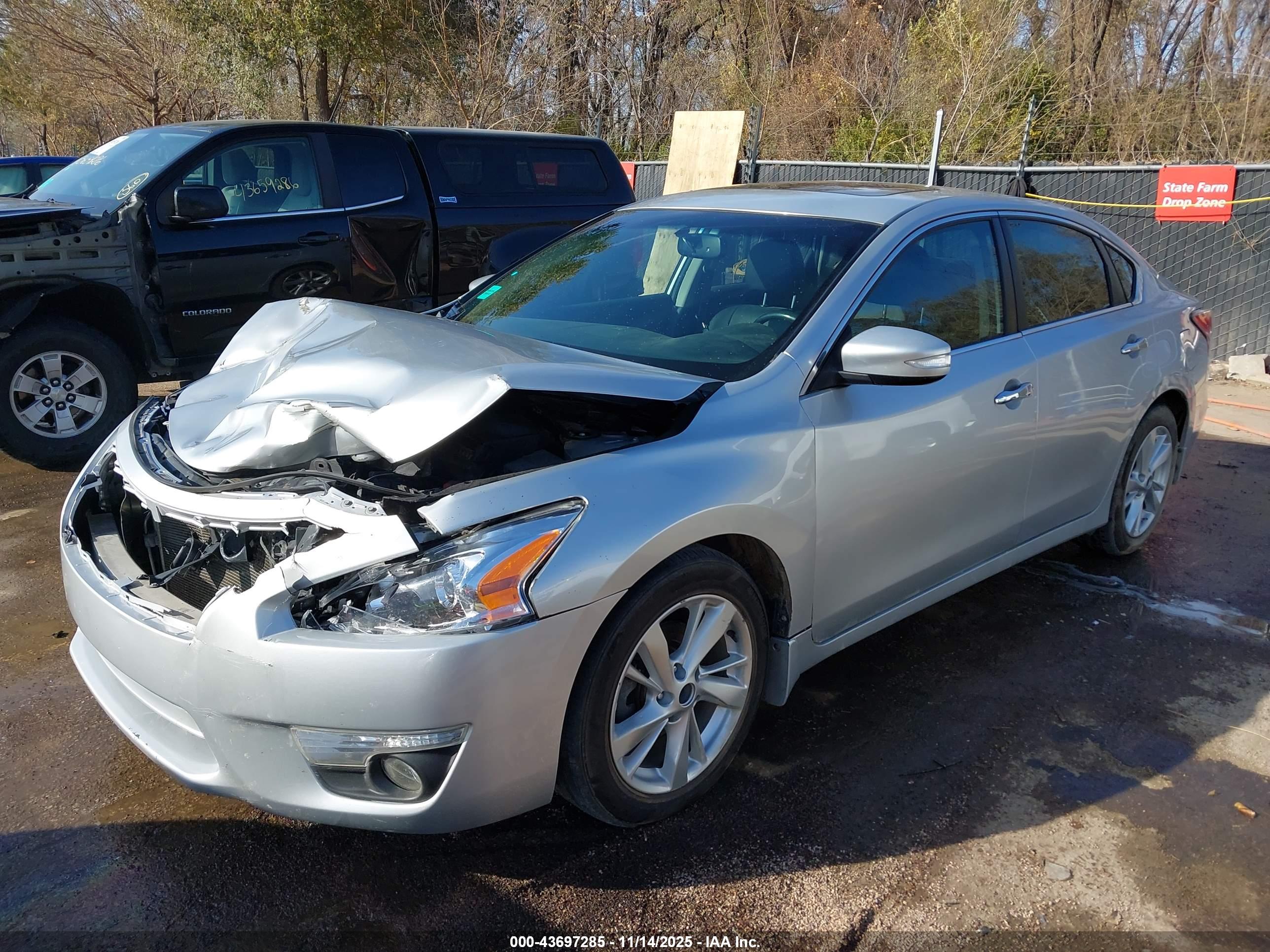 NISSAN ALTIMA image 2