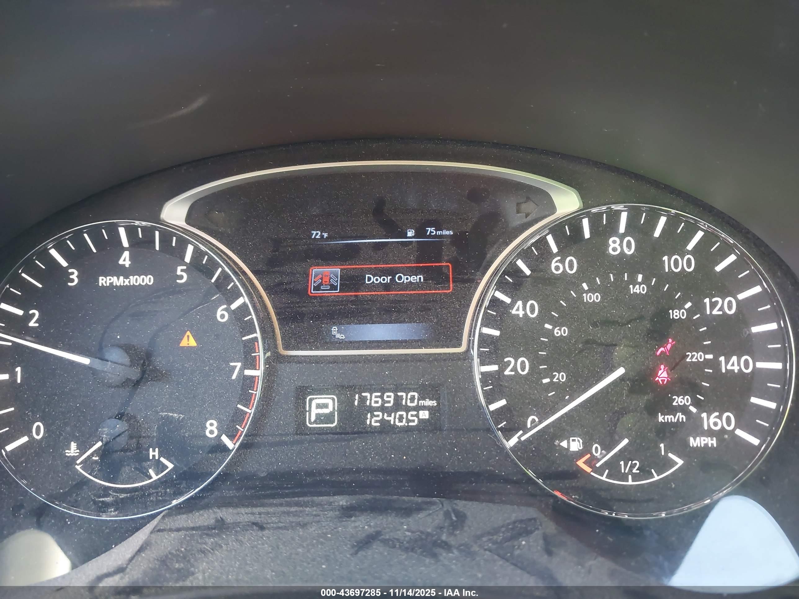 NISSAN ALTIMA image 7