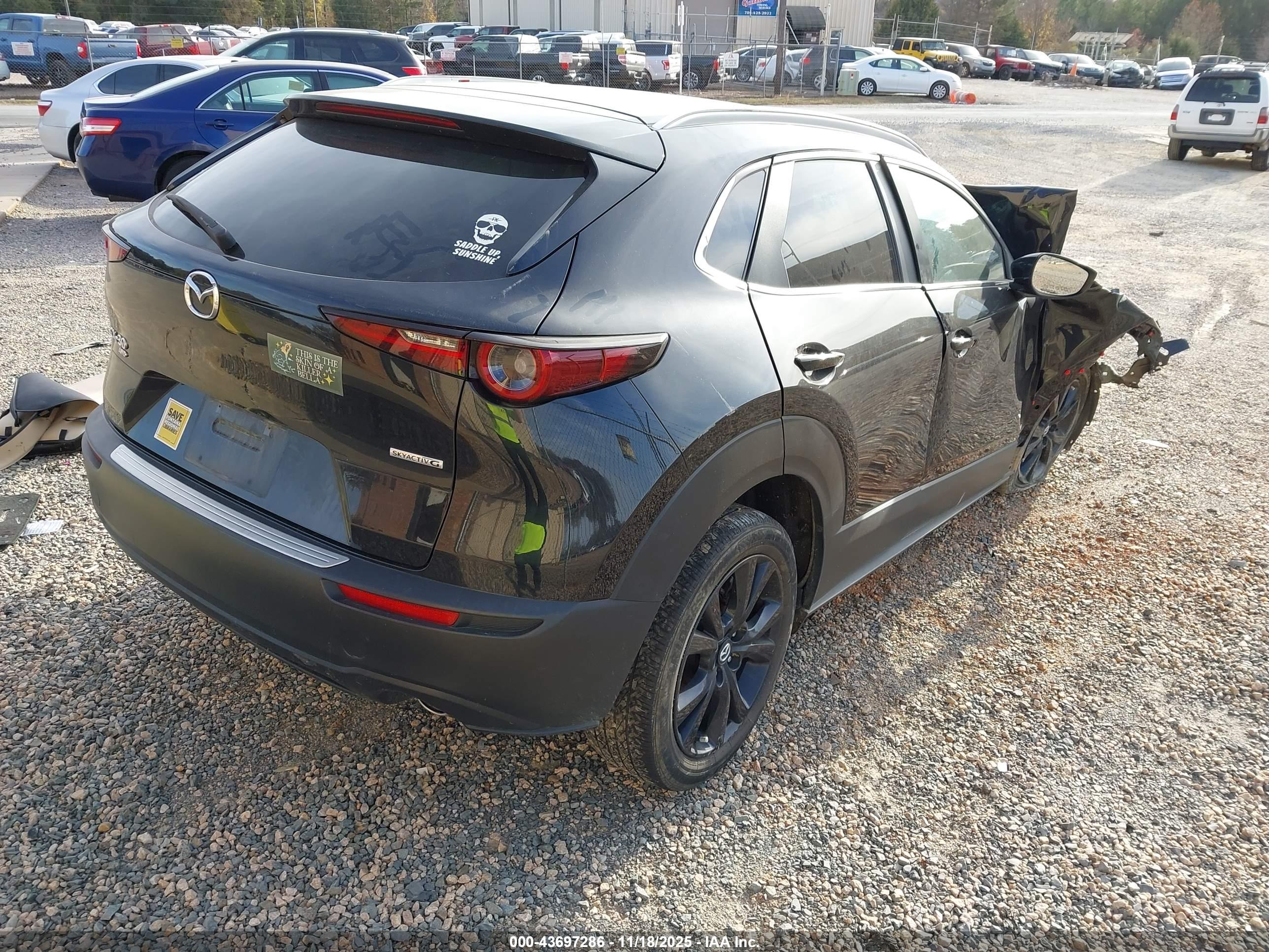 MAZDA CX-30 image 4