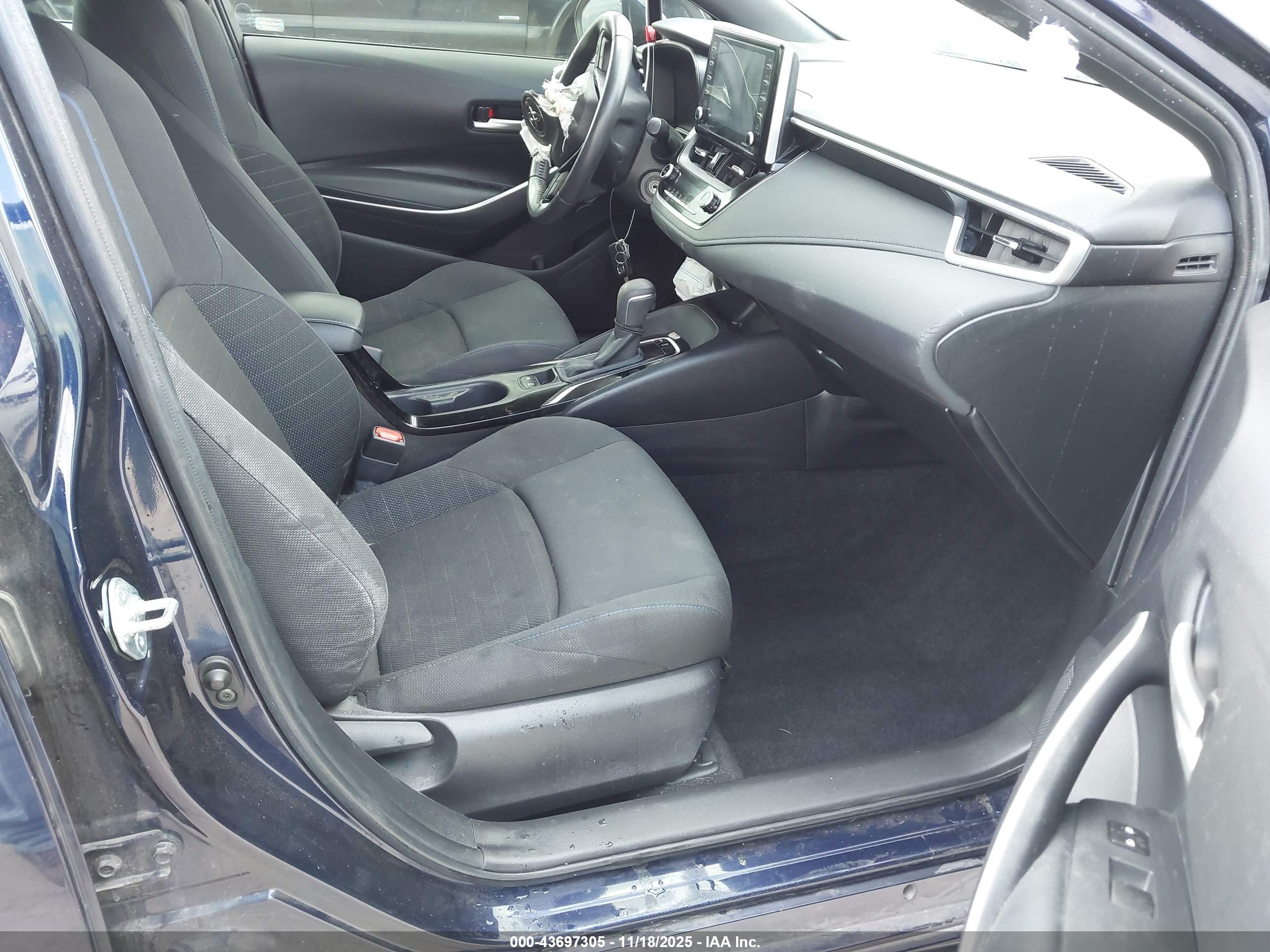 TOYOTA COROLLA image 5