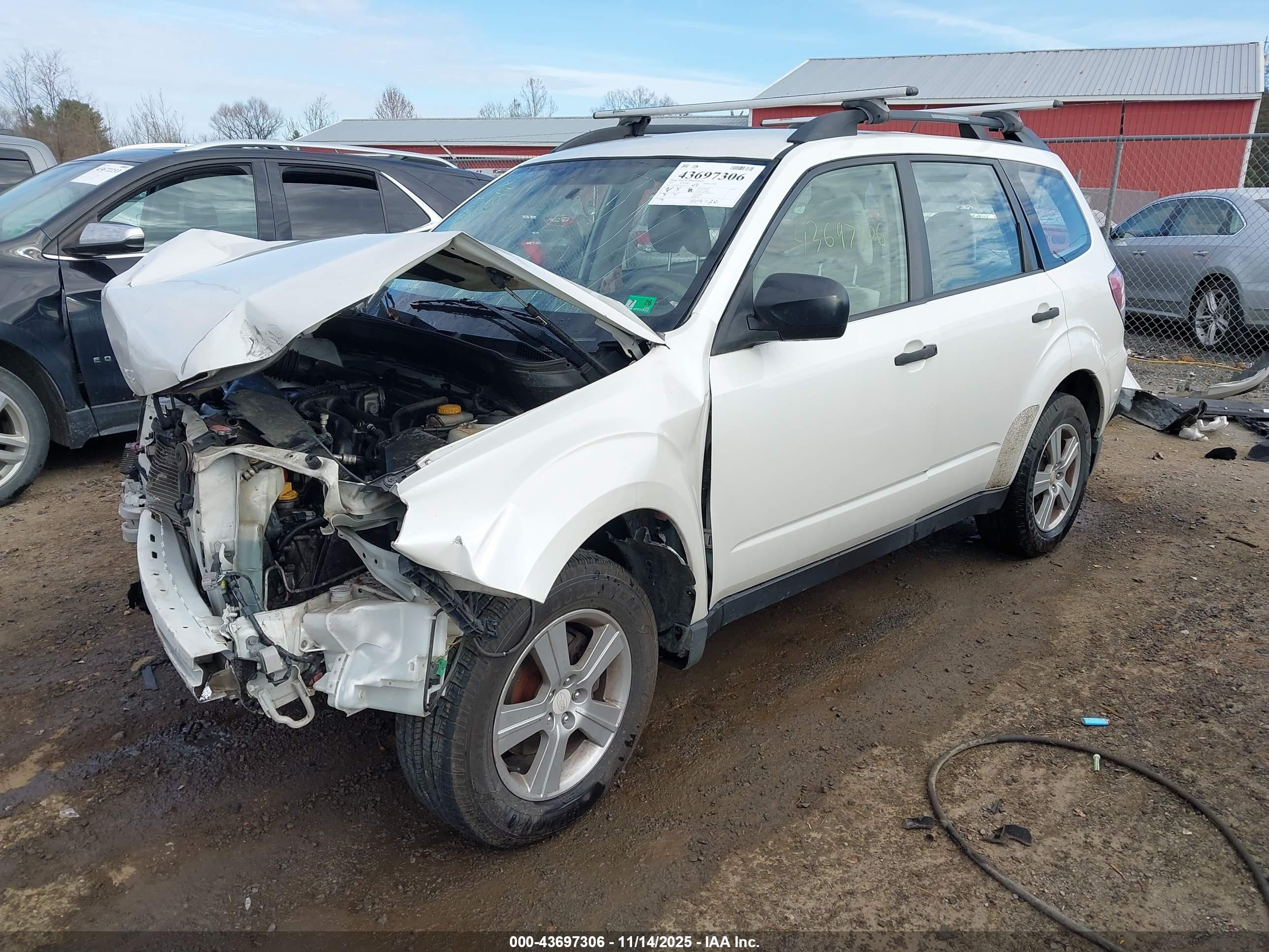 SUBARU FORESTER image 2