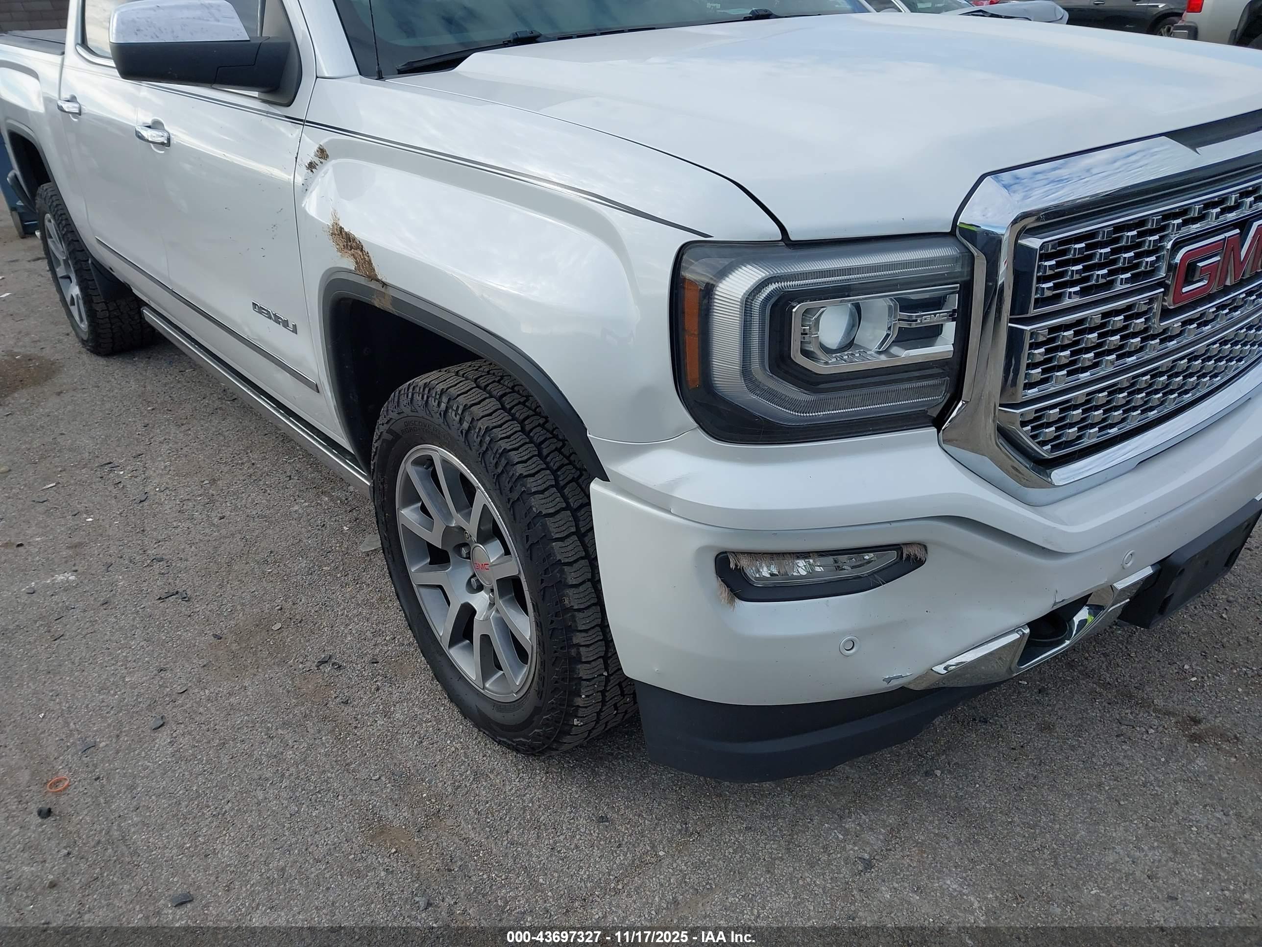 GMC SIERRA image 6