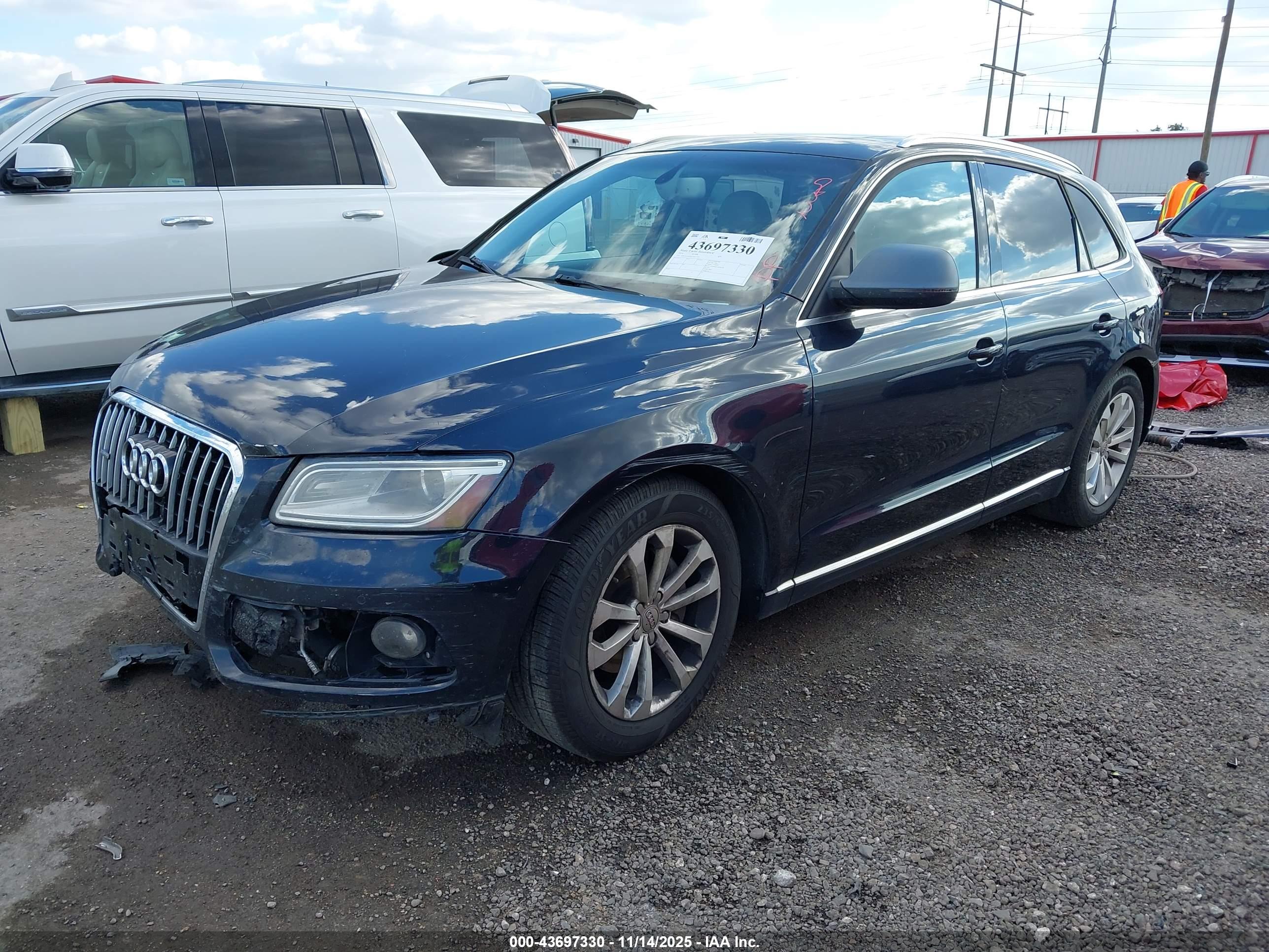 AUDI Q5 image 2