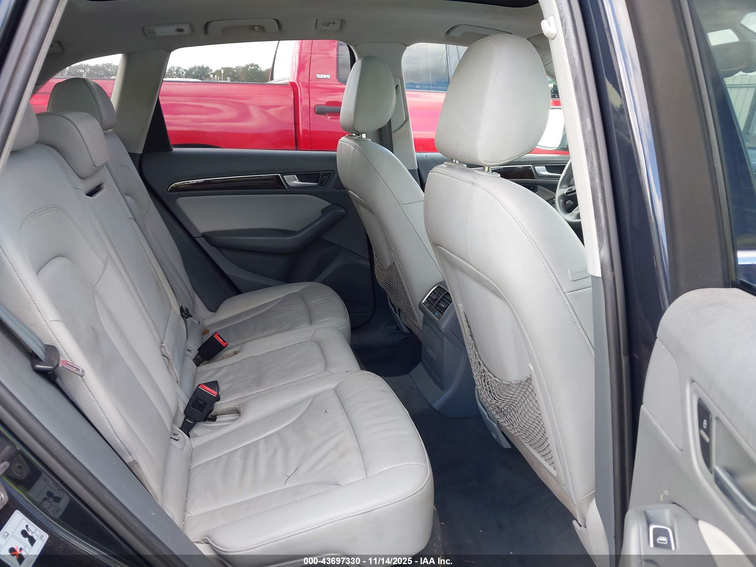 AUDI Q5 image 8