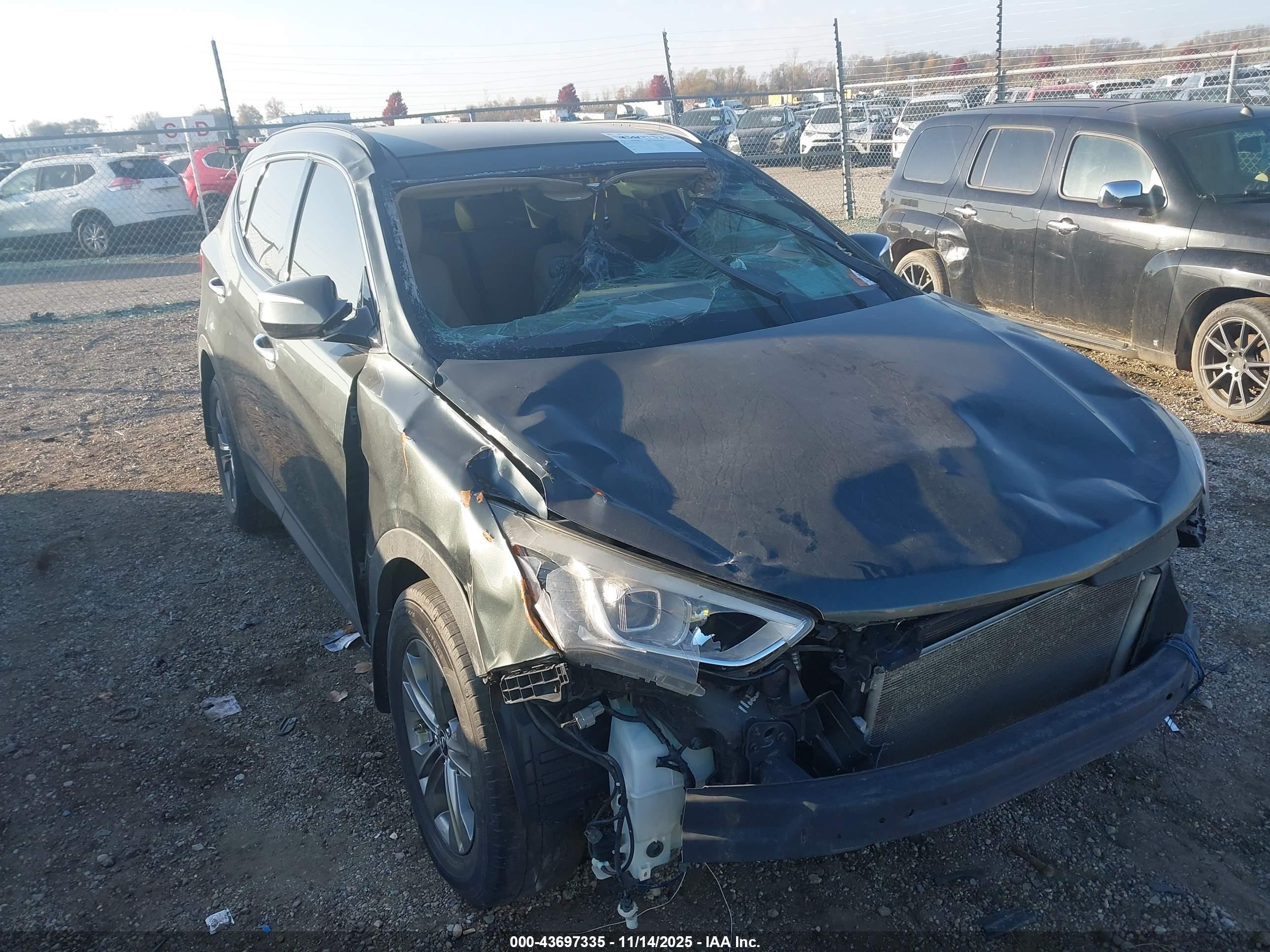 HYUNDAI SANTA image 6