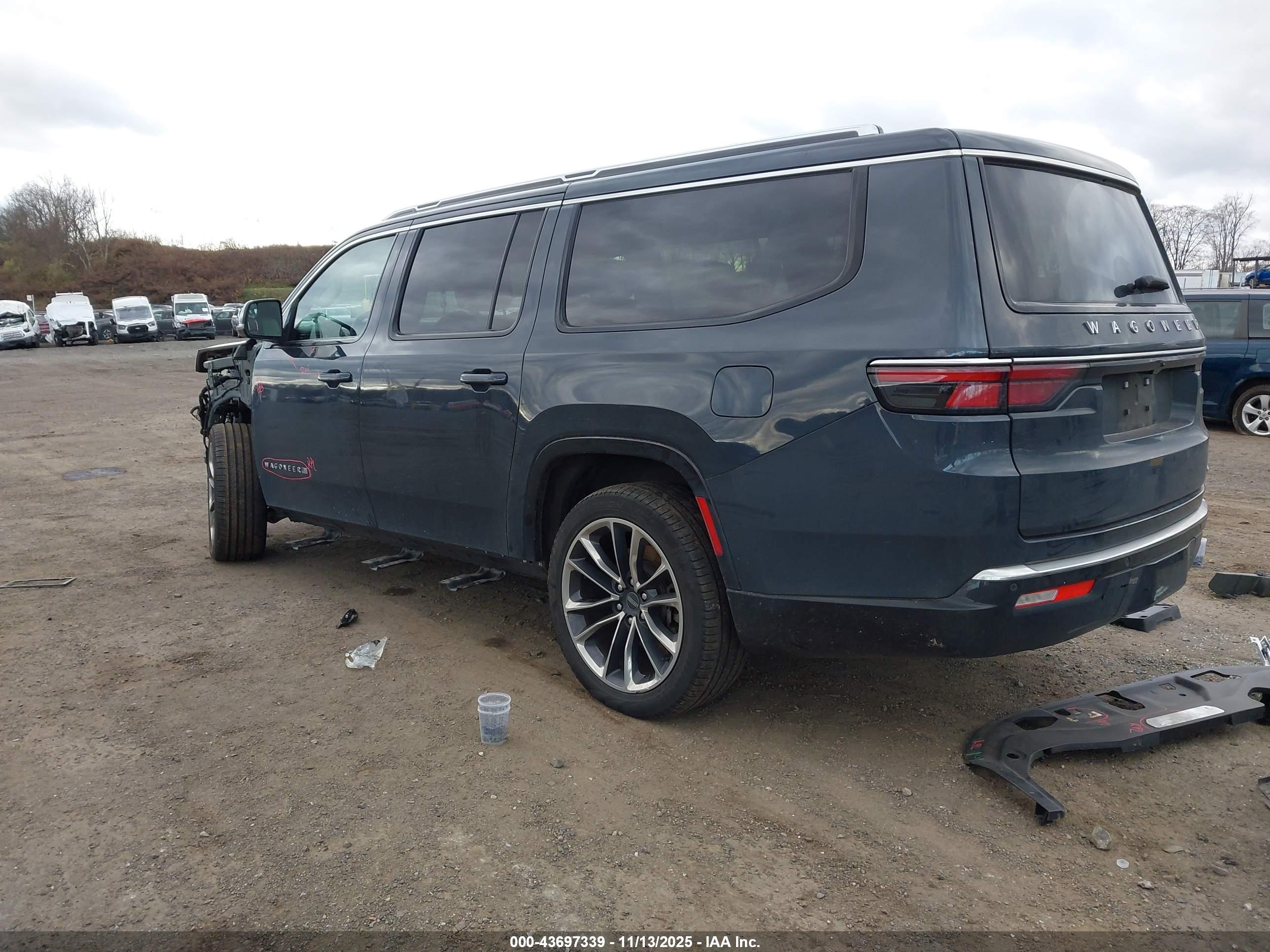 JEEP WAGONEER image 3
