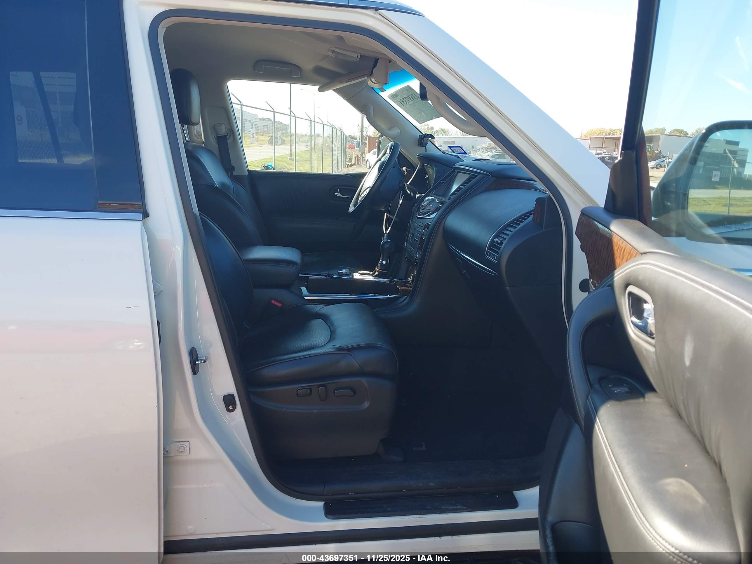 NISSAN ARMADA image 5