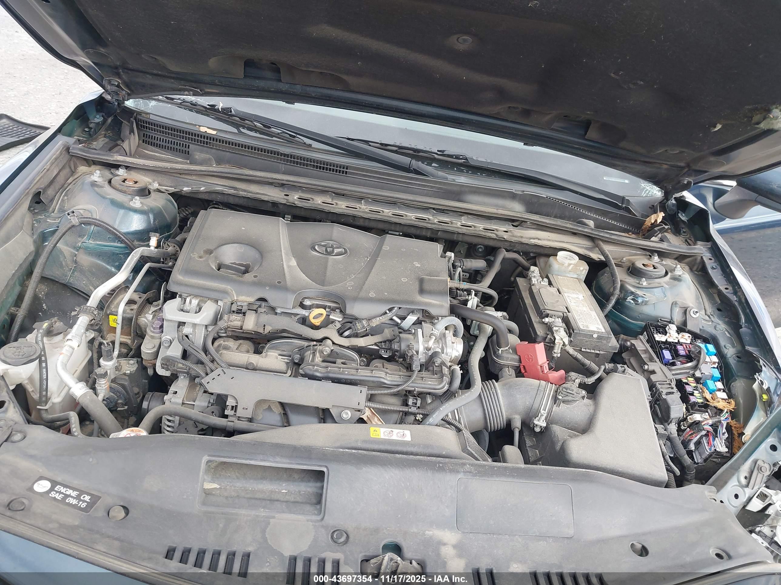 TOYOTA CAMRY image 10