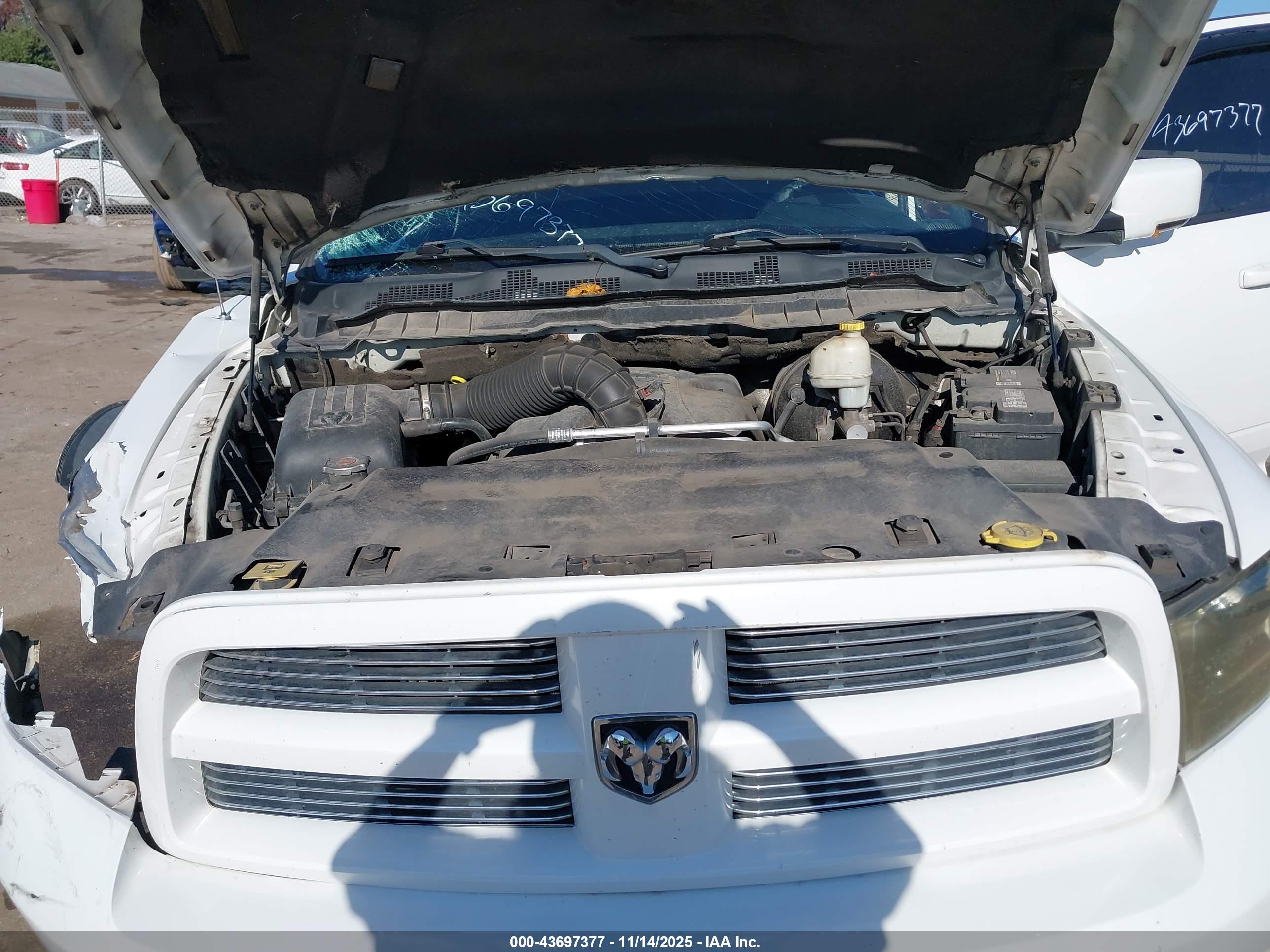 DODGE RAM image 10