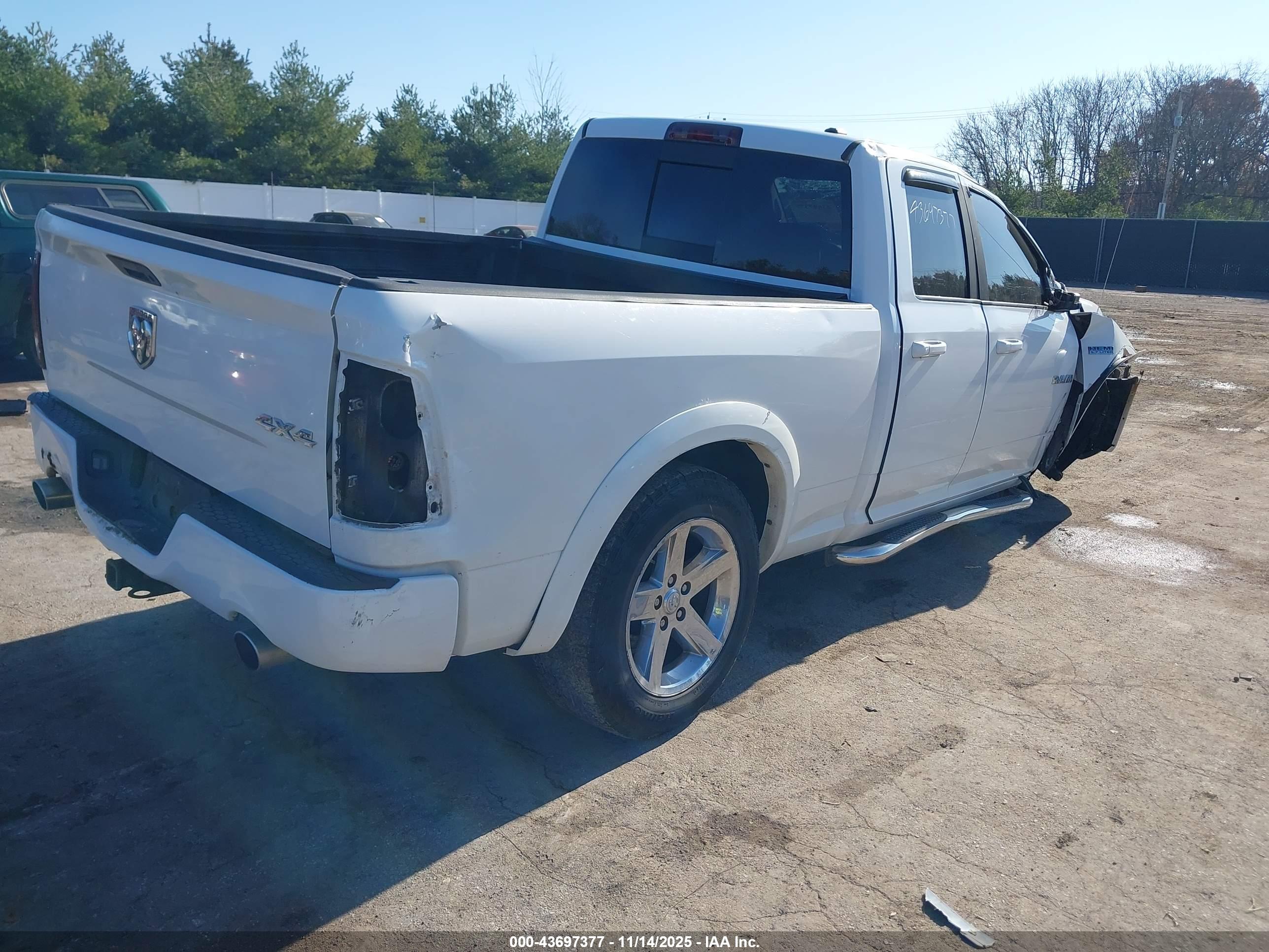 DODGE RAM image 4