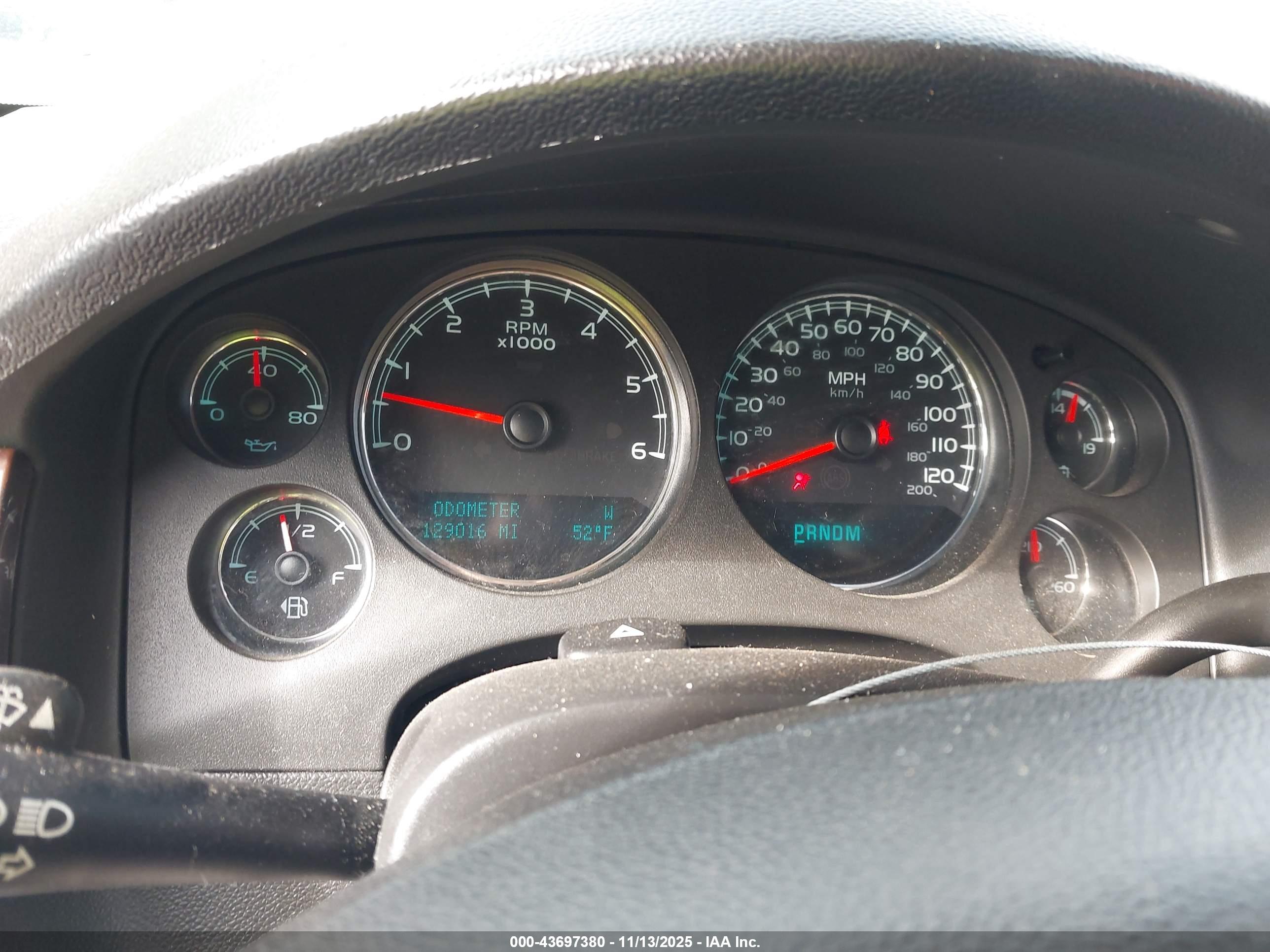 GMC YUKON image 7