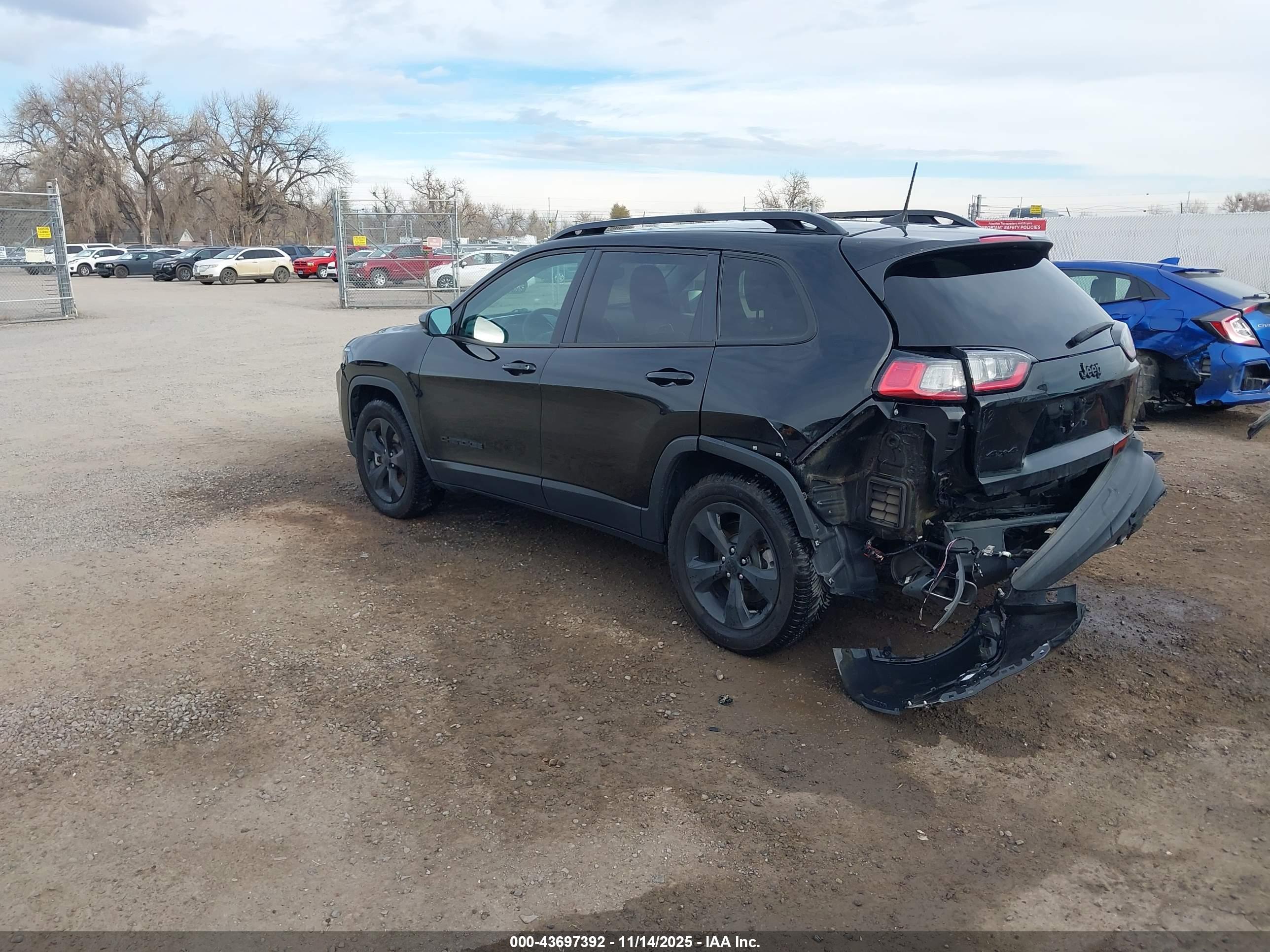 JEEP CHEROKEE image 3