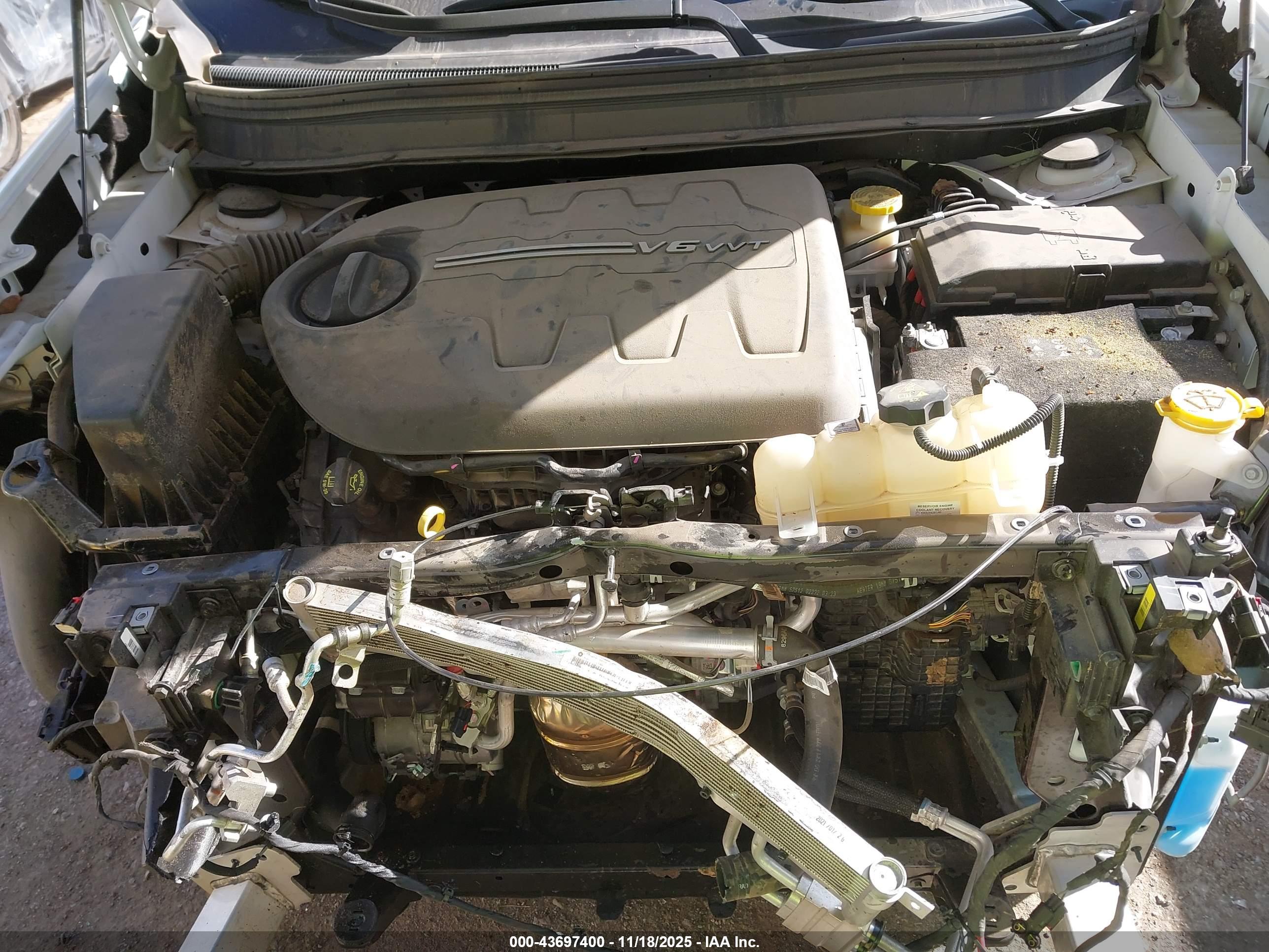 JEEP CHEROKEE image 10