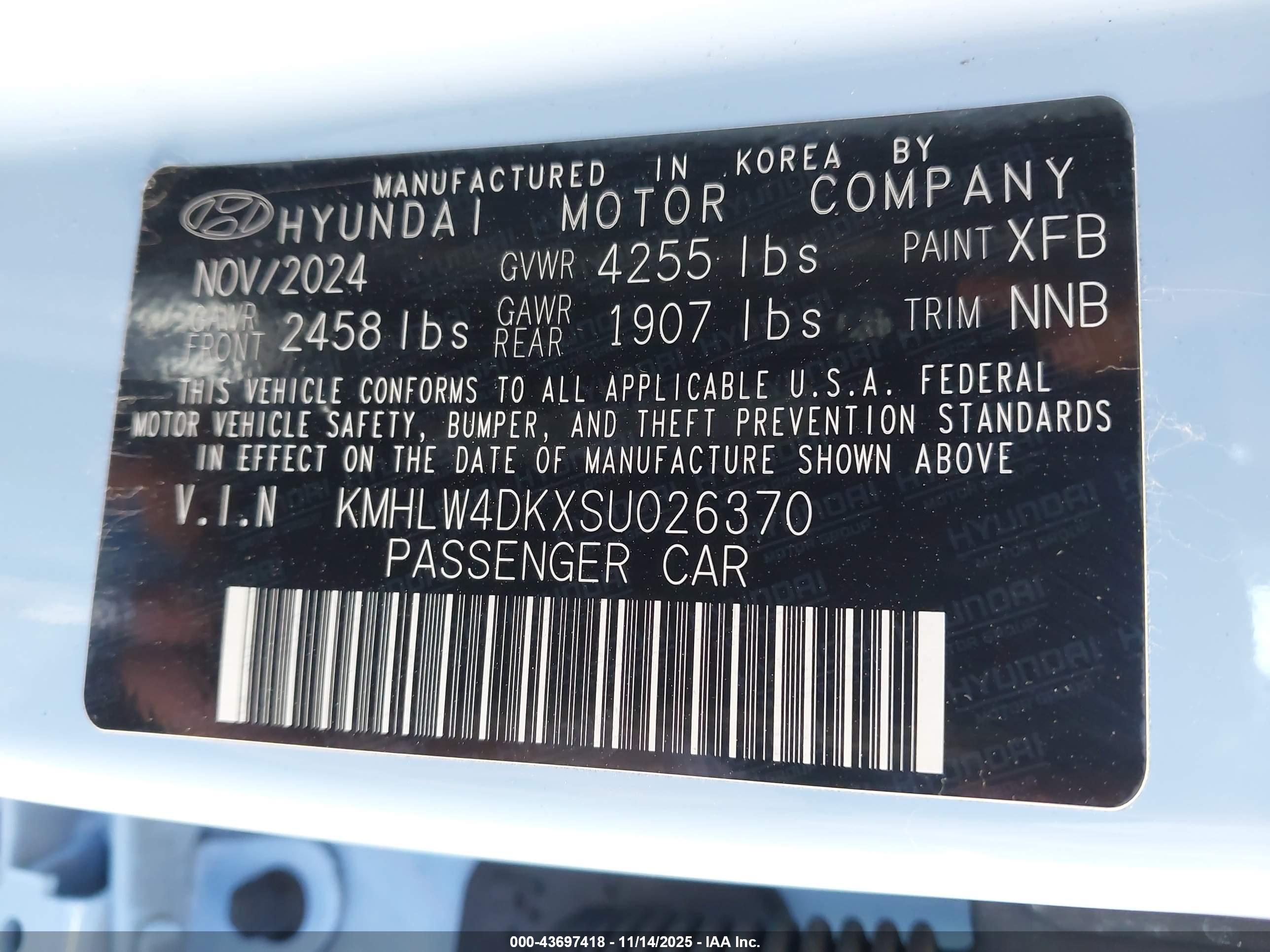 HYUNDAI ELANTRA image 9