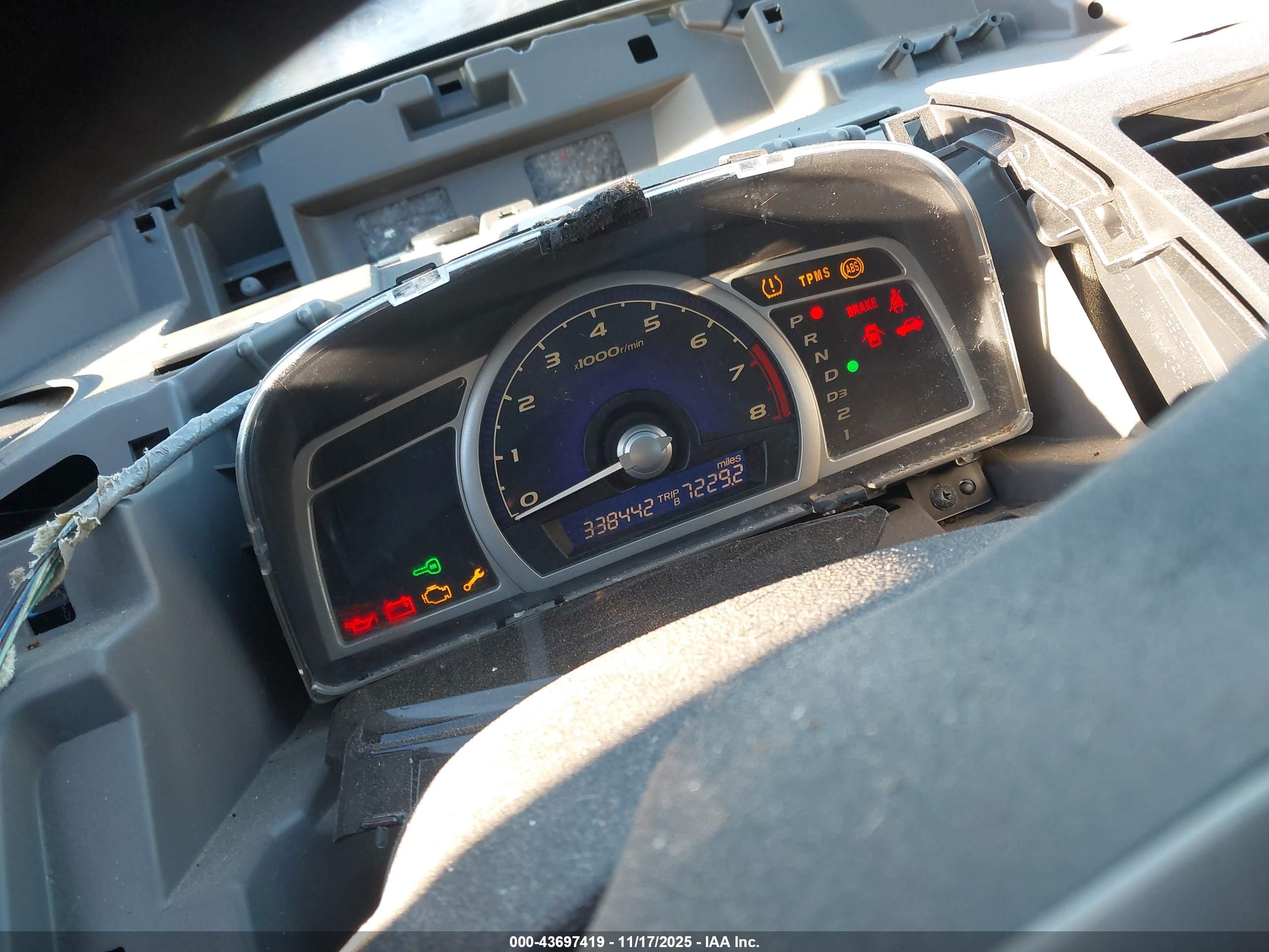 HONDA CIVIC image 7