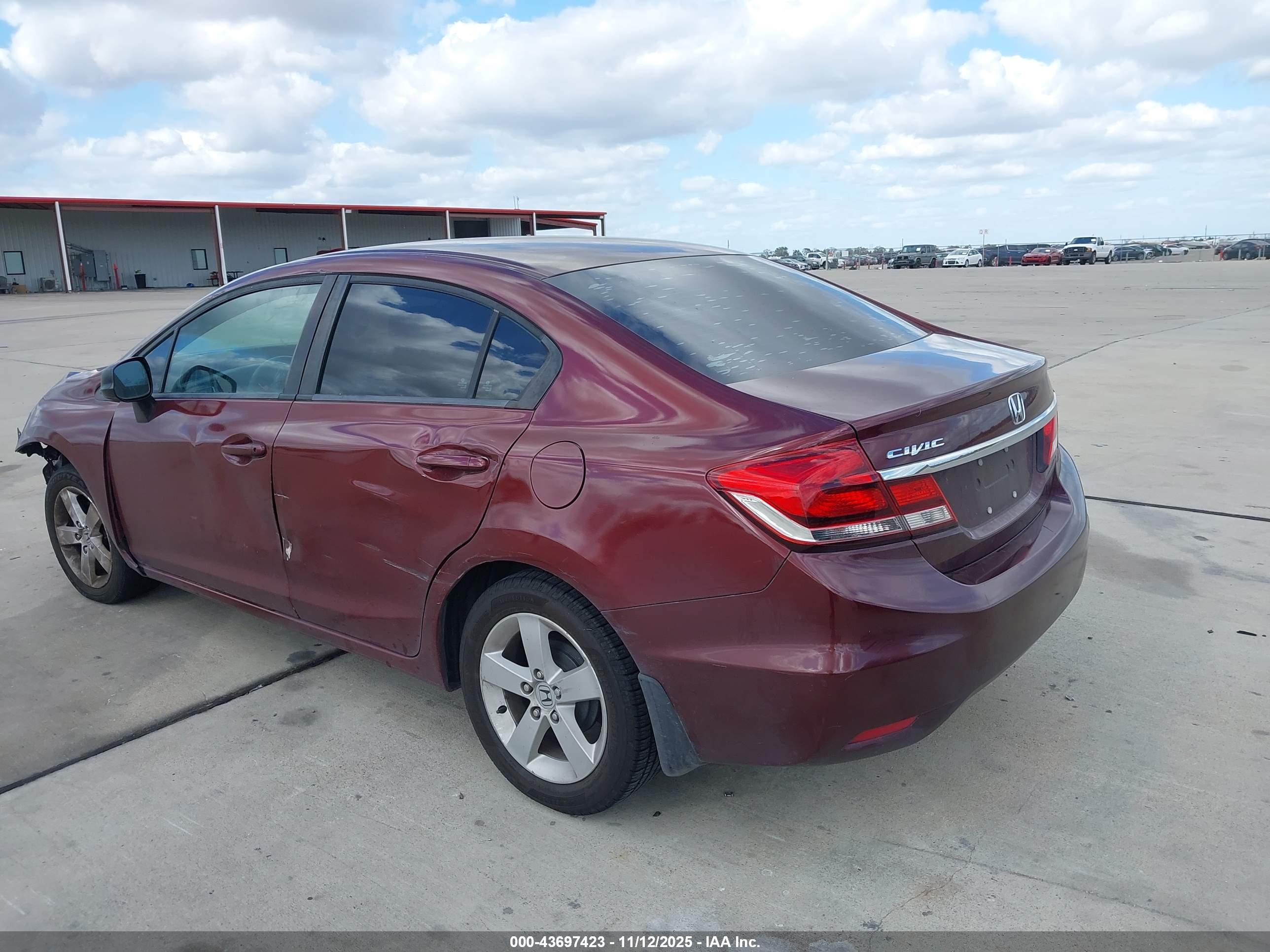 HONDA CIVIC image 3