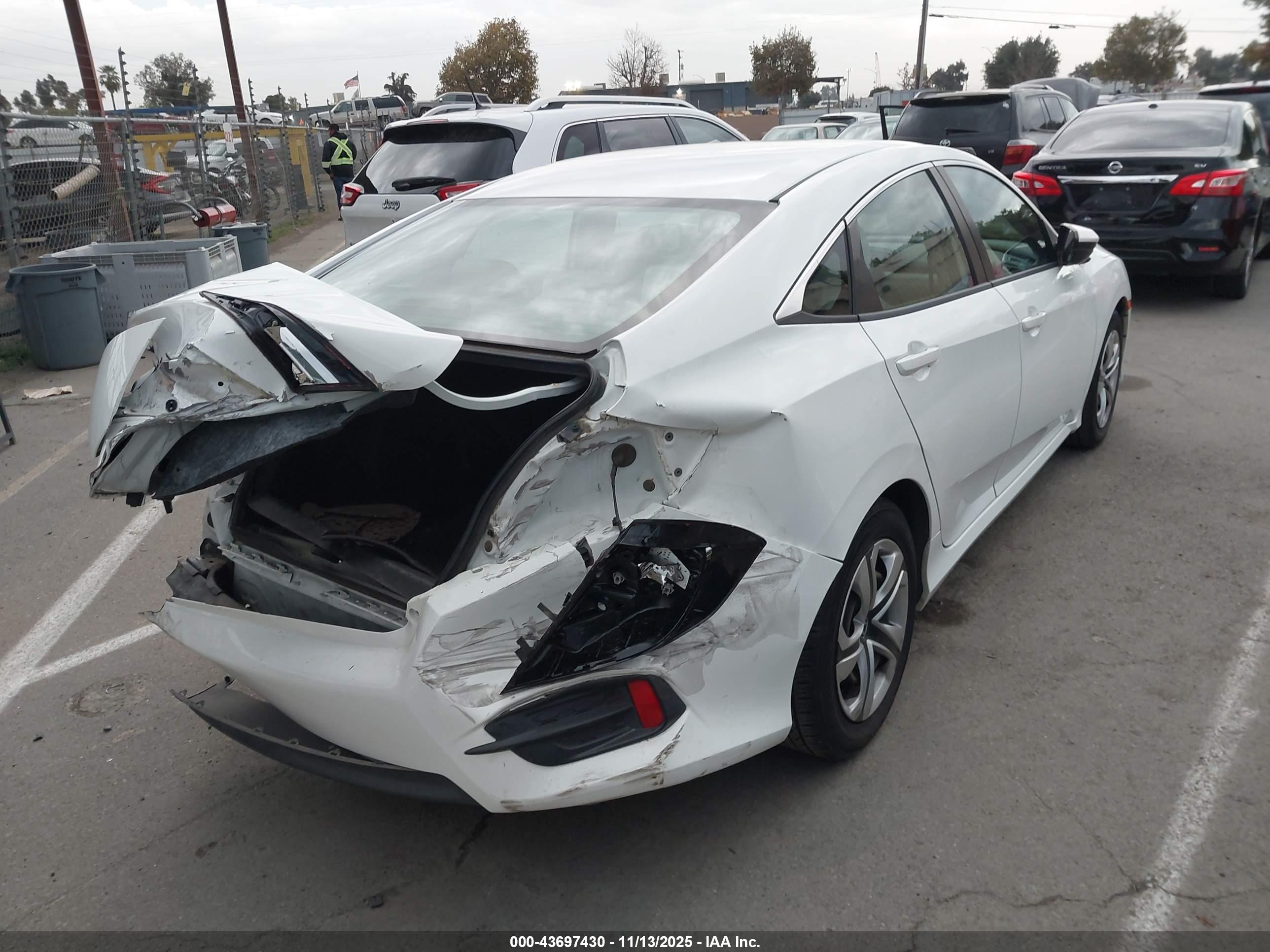 HONDA CIVIC image 4