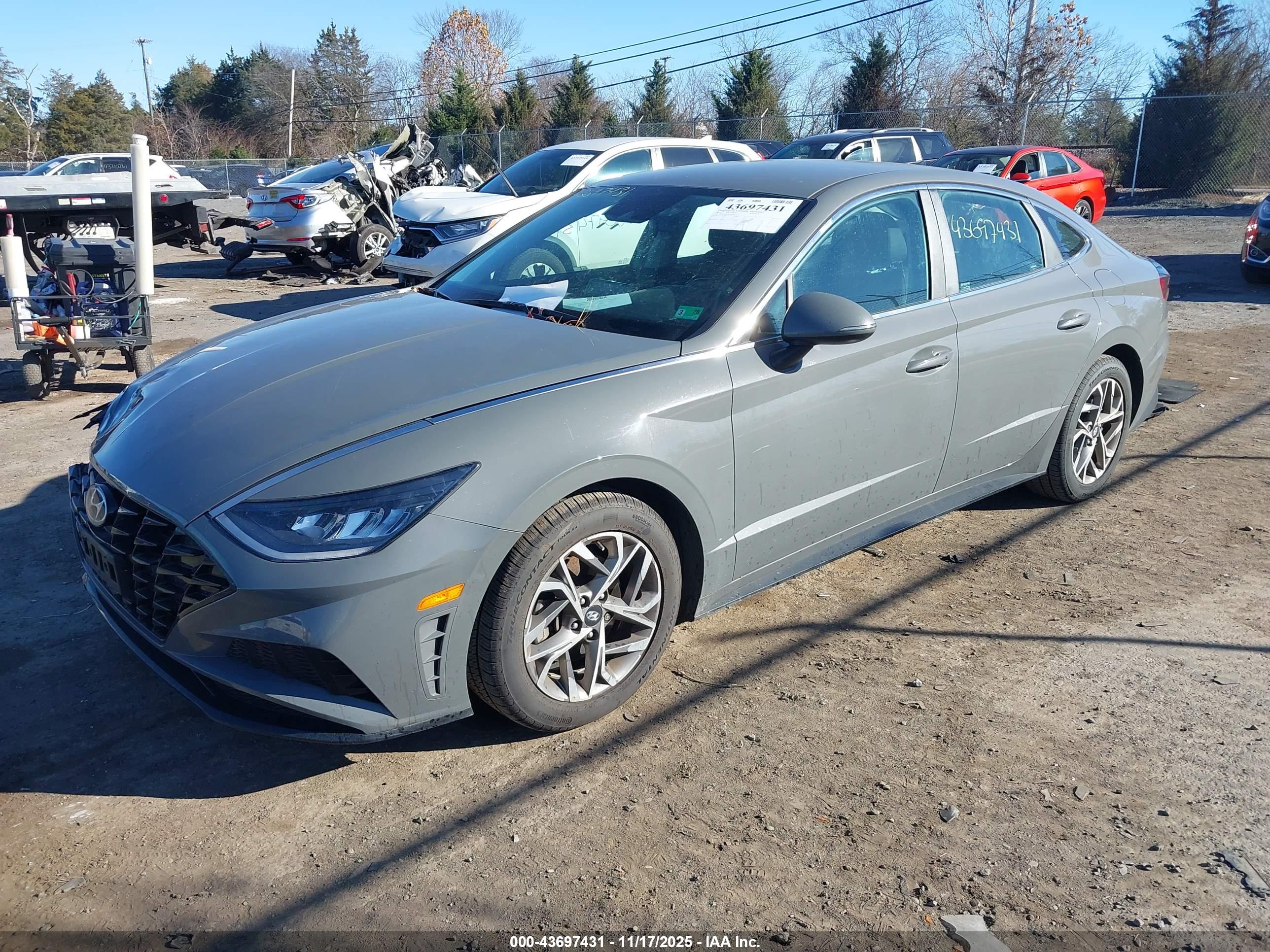 HYUNDAI SONATA image 2