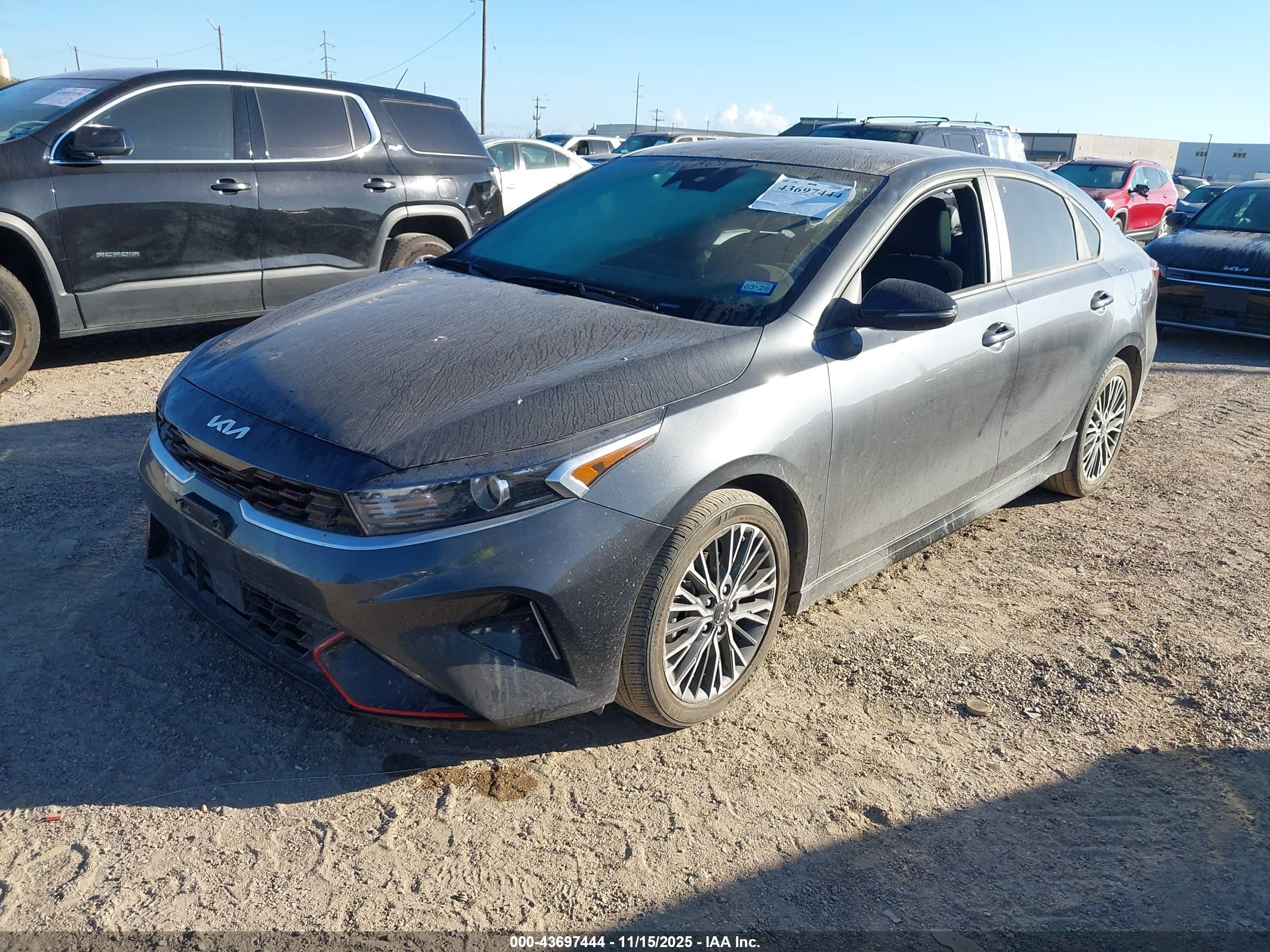 KIA FORTE image 2