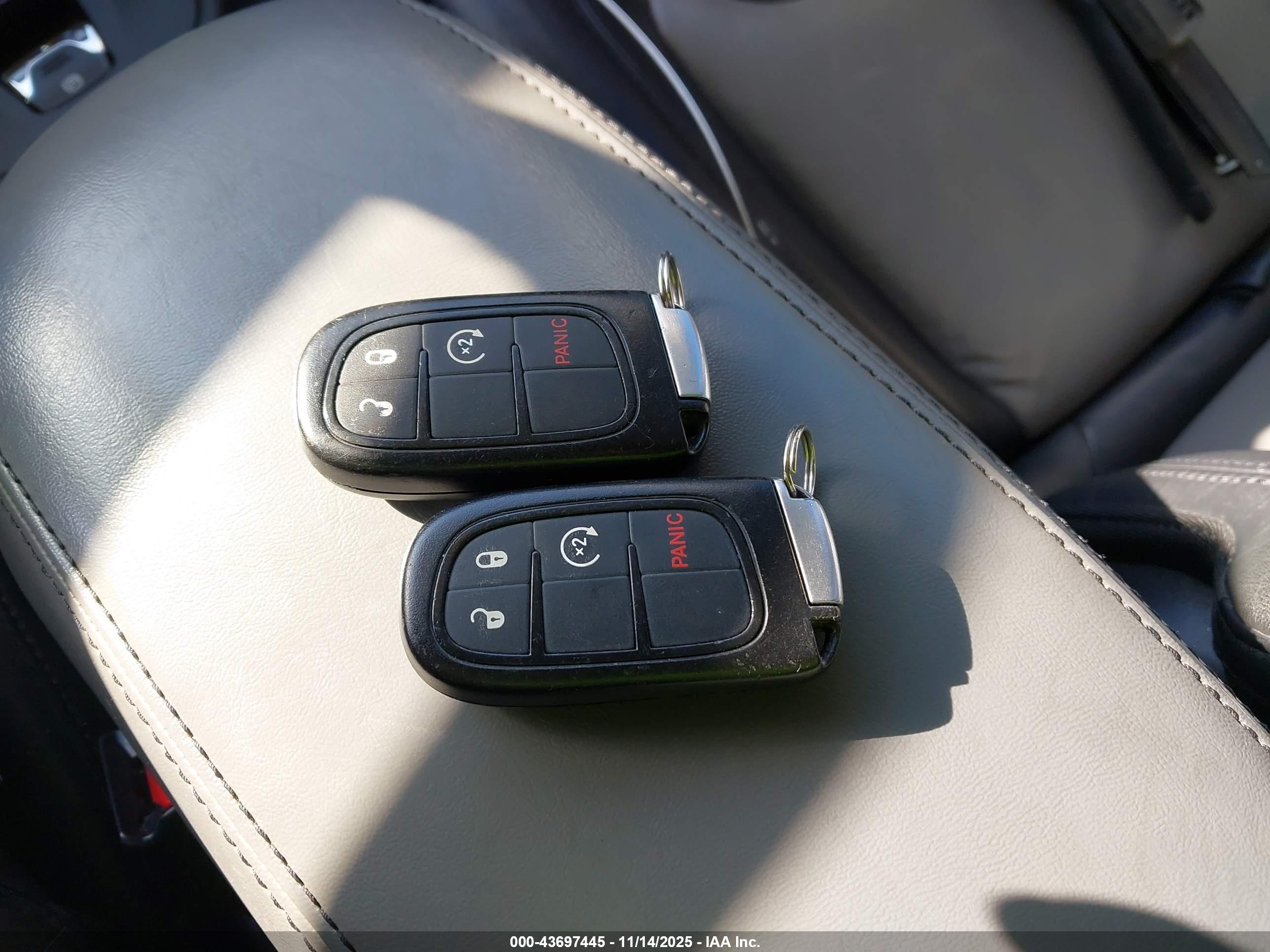 JEEP CHEROKEE image 11