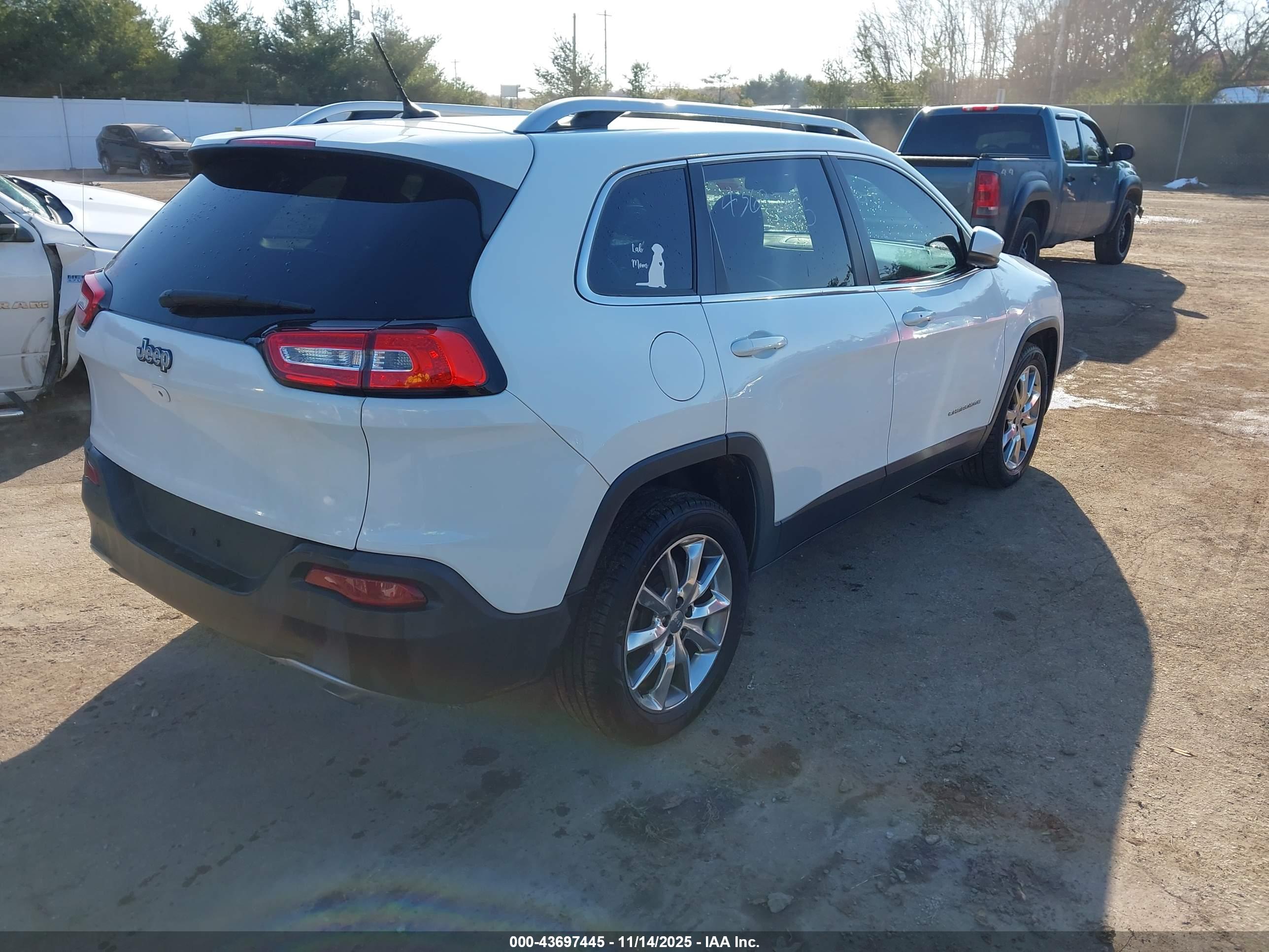JEEP CHEROKEE image 4